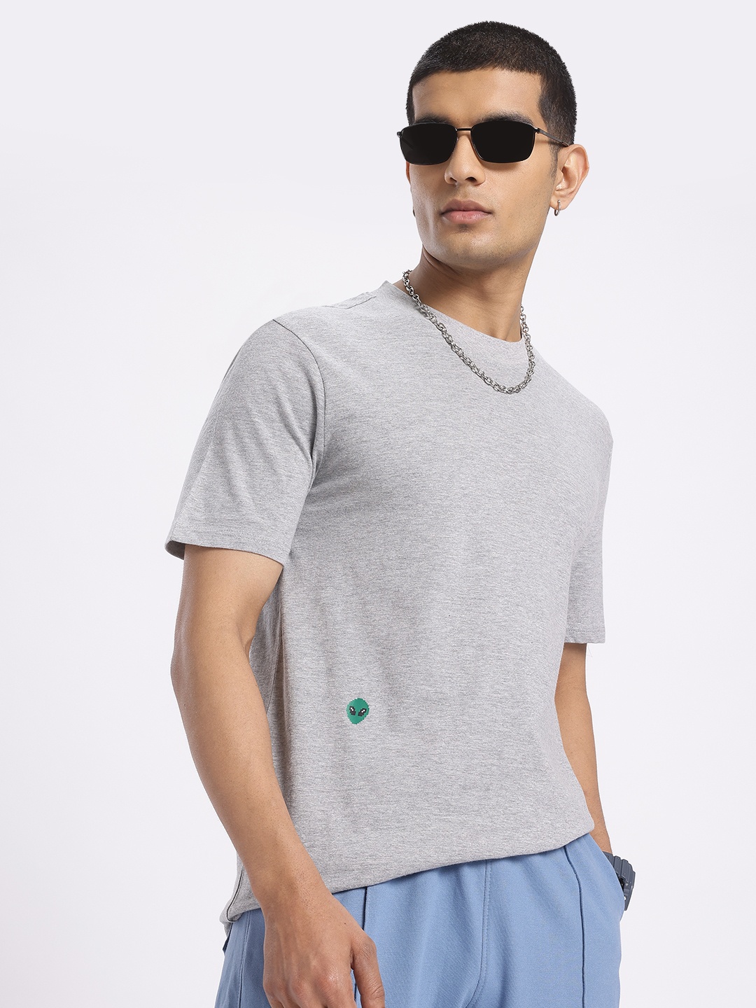 

glitchez Alien Mail Round-Neck Pure Cotton Regular Fit T-shirt, Grey melange