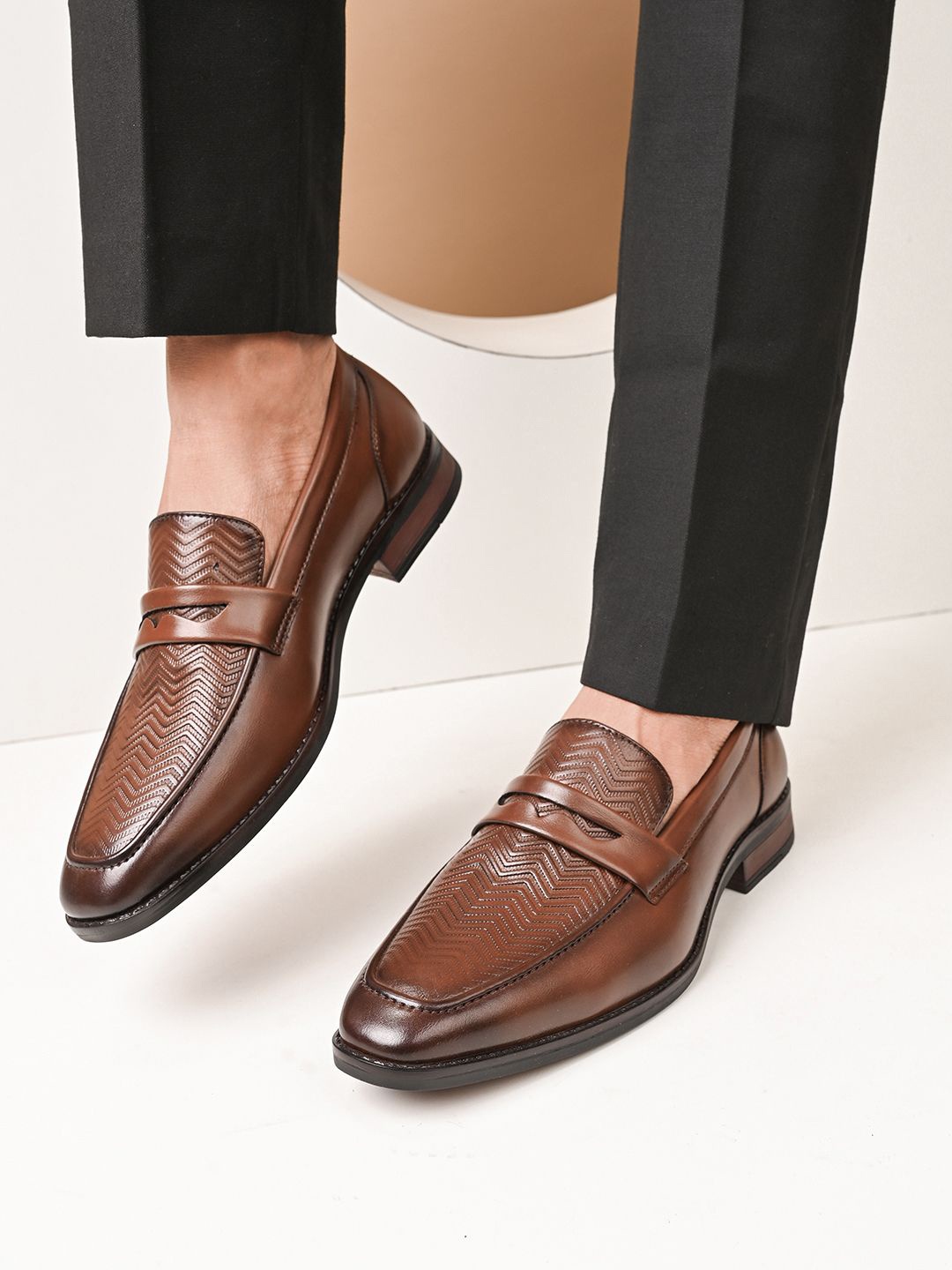 

House of Pataudi Men Textured Formal Loafers, Tan