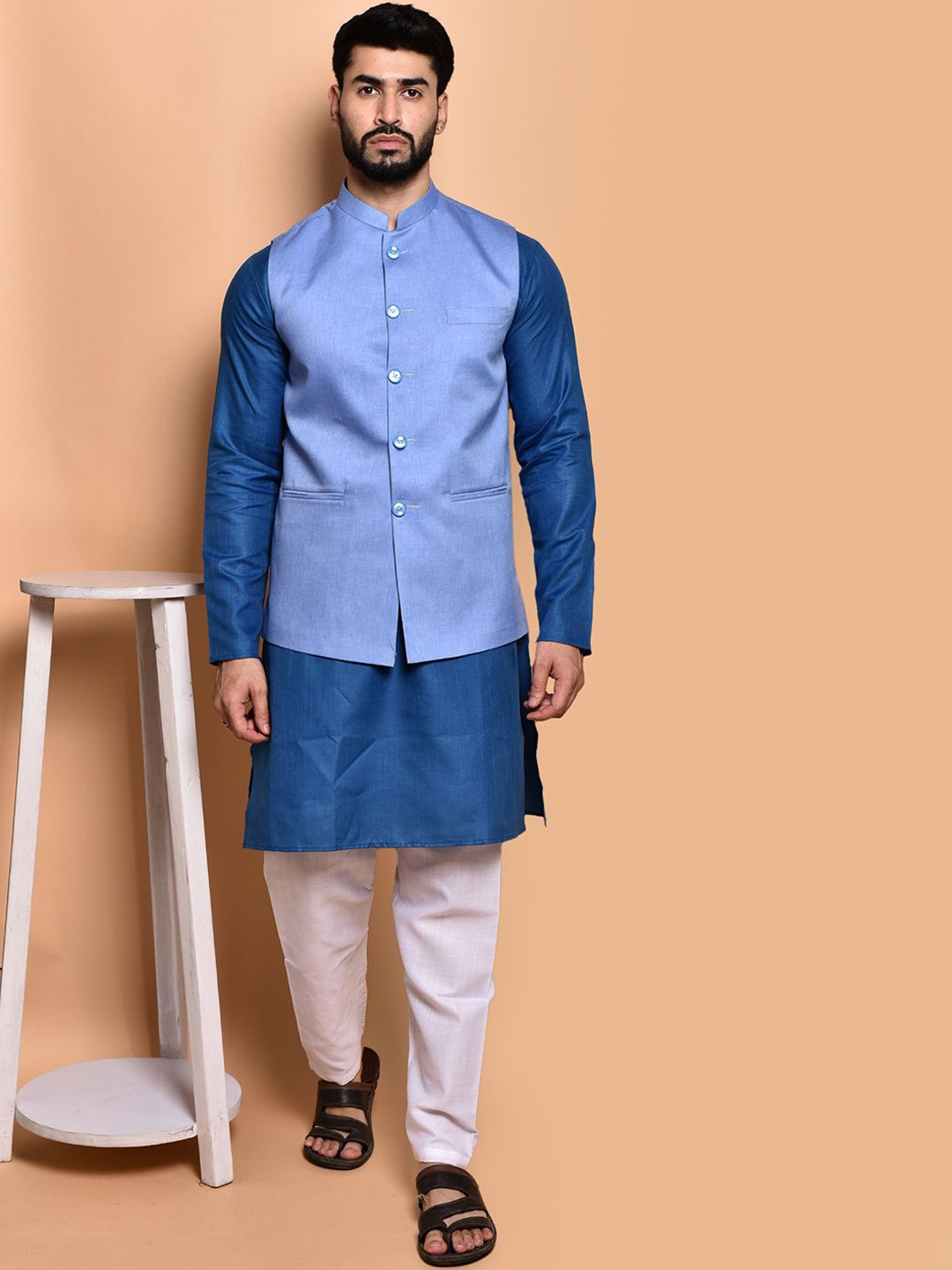 

PRINTINDIA Mandarin Collar Pure Cotton Kurta with Trouser & Jacket, Blue