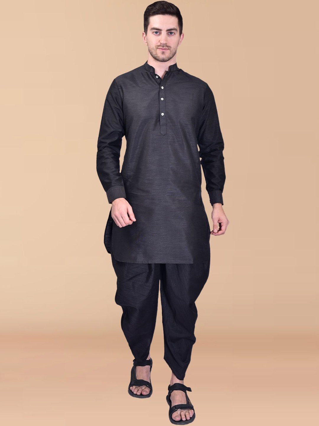 

PRINTINDIA Mandarin Collar Pure Silk Kurta with Harem Pant, Black