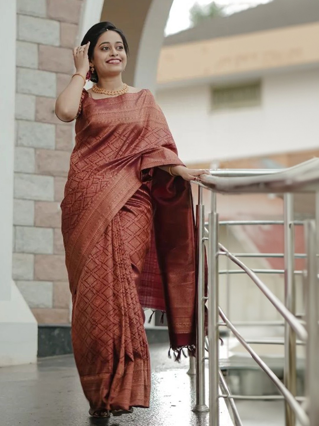 

Visit Wear Woven Design Zari Banarasi Saree, Brown