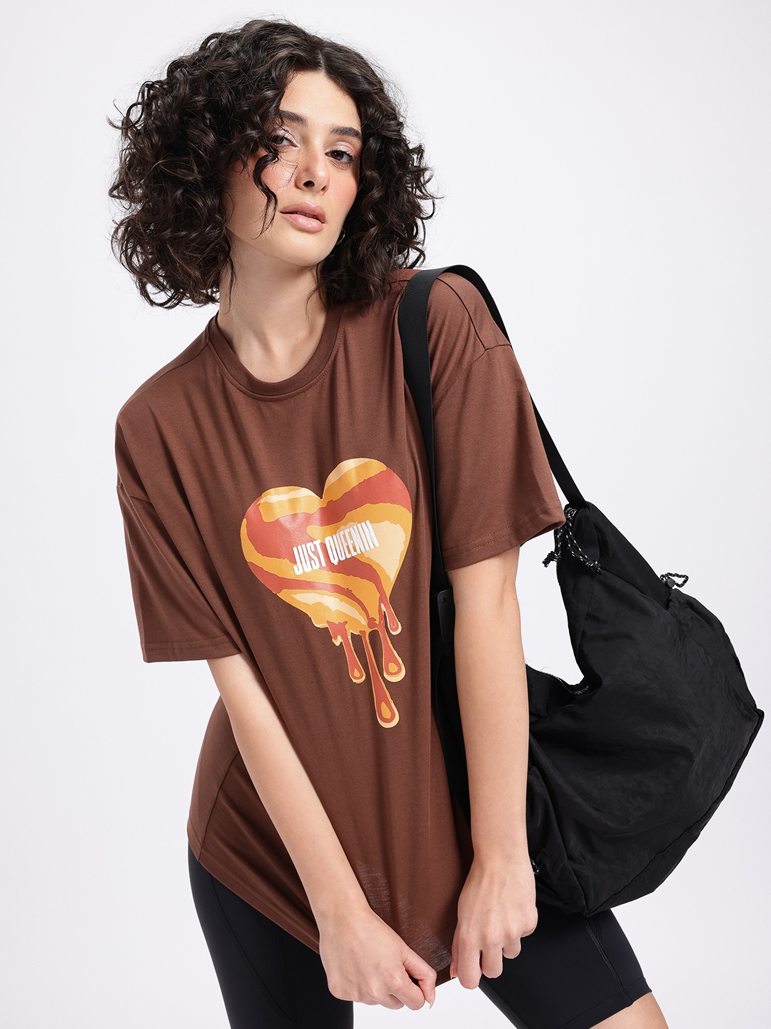 

glitchez Swaying Hearts Drop-Shoulder Sleeves Oversized T-shirt, Brown