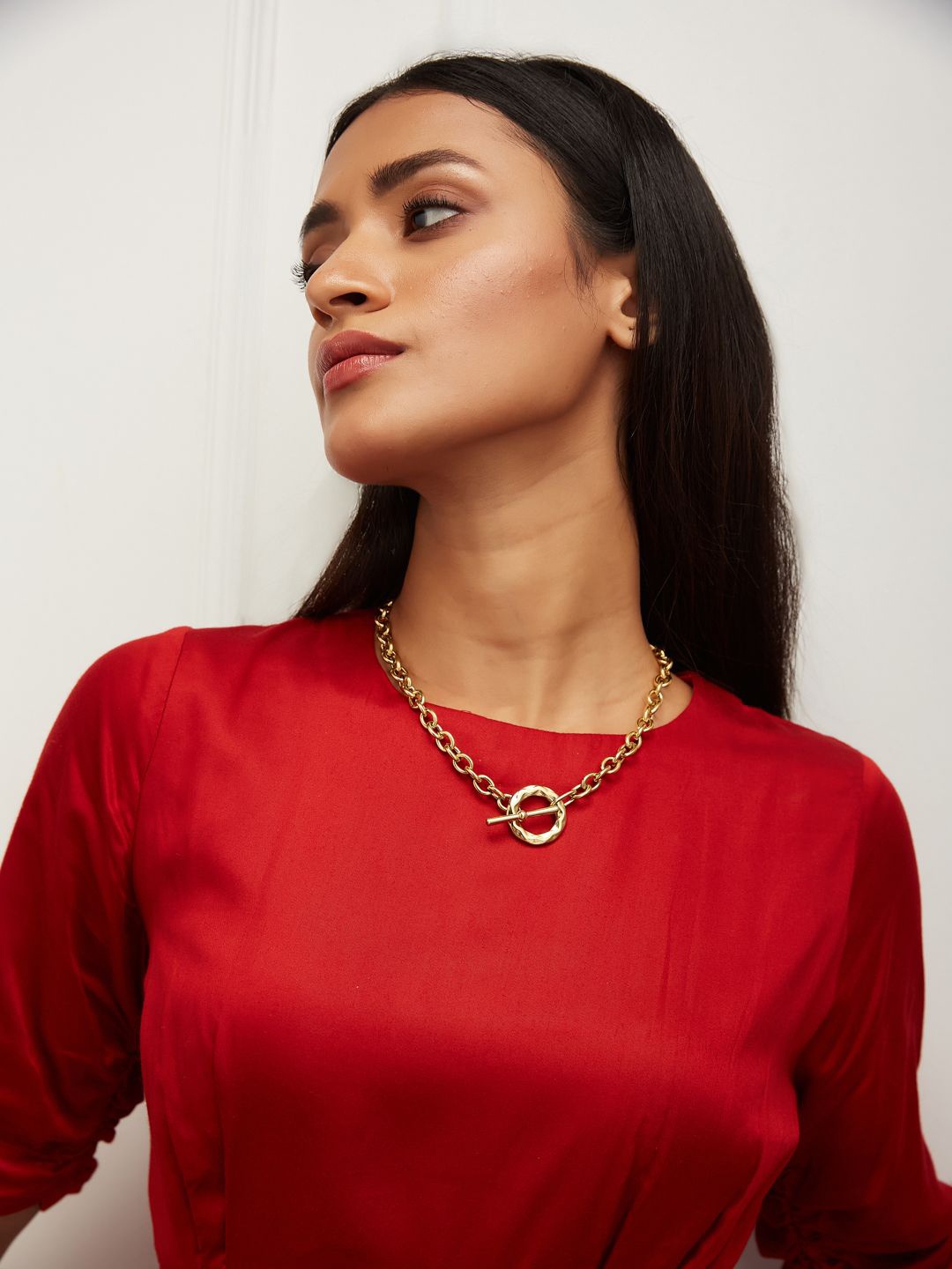 

Yinara Gold-Plated Stainless Steel Necklace