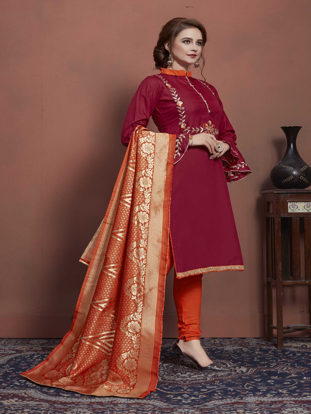

Maroosh Floral Embroidered Unstitched Dress Material, Maroon