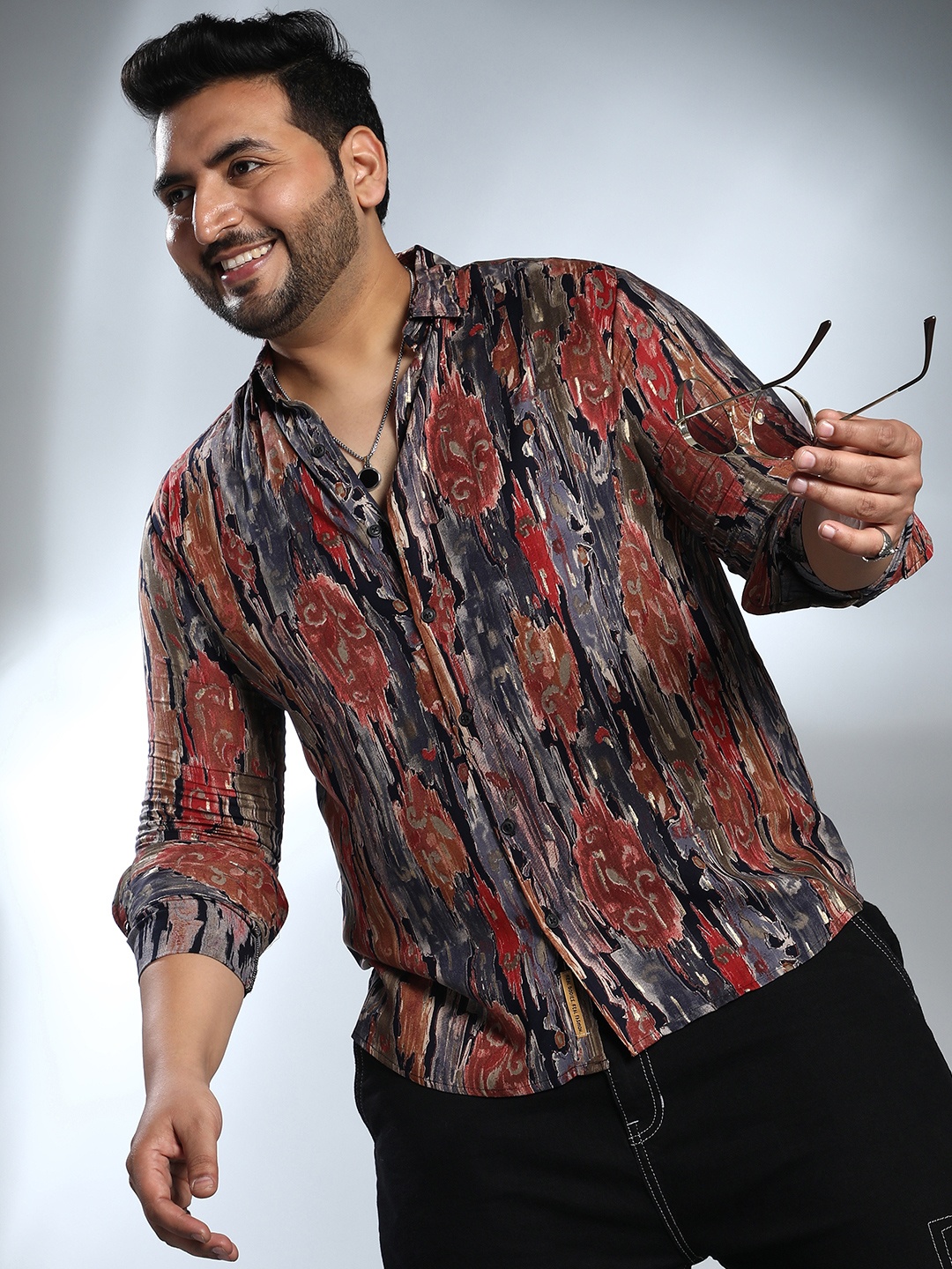 

Instafab Plus Size Men Comfort Abstract Printed Casual Shirt, Brown
