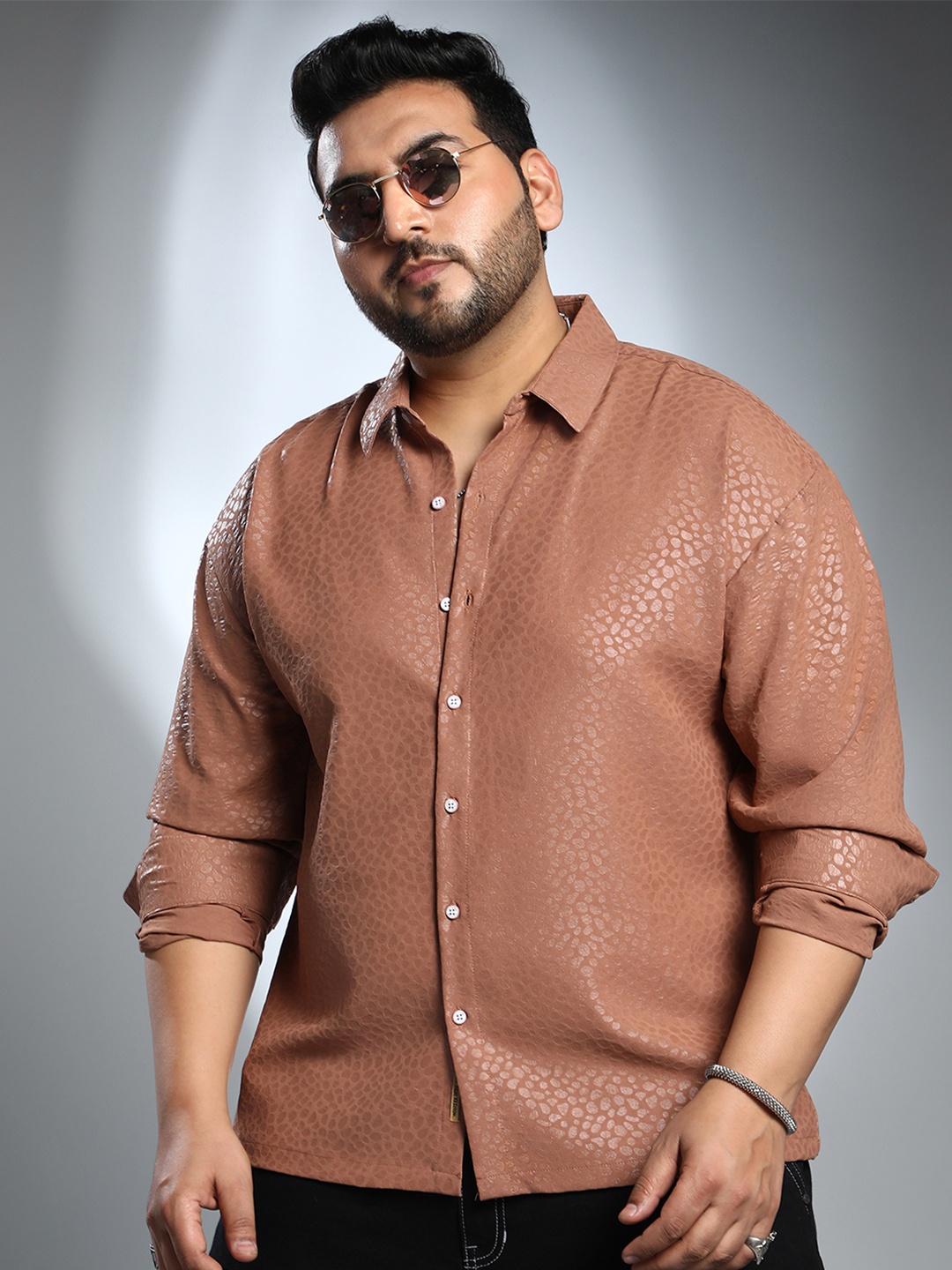 

Instafab Plus Size Men Comfort Textured Casual Shirt, Camel brown