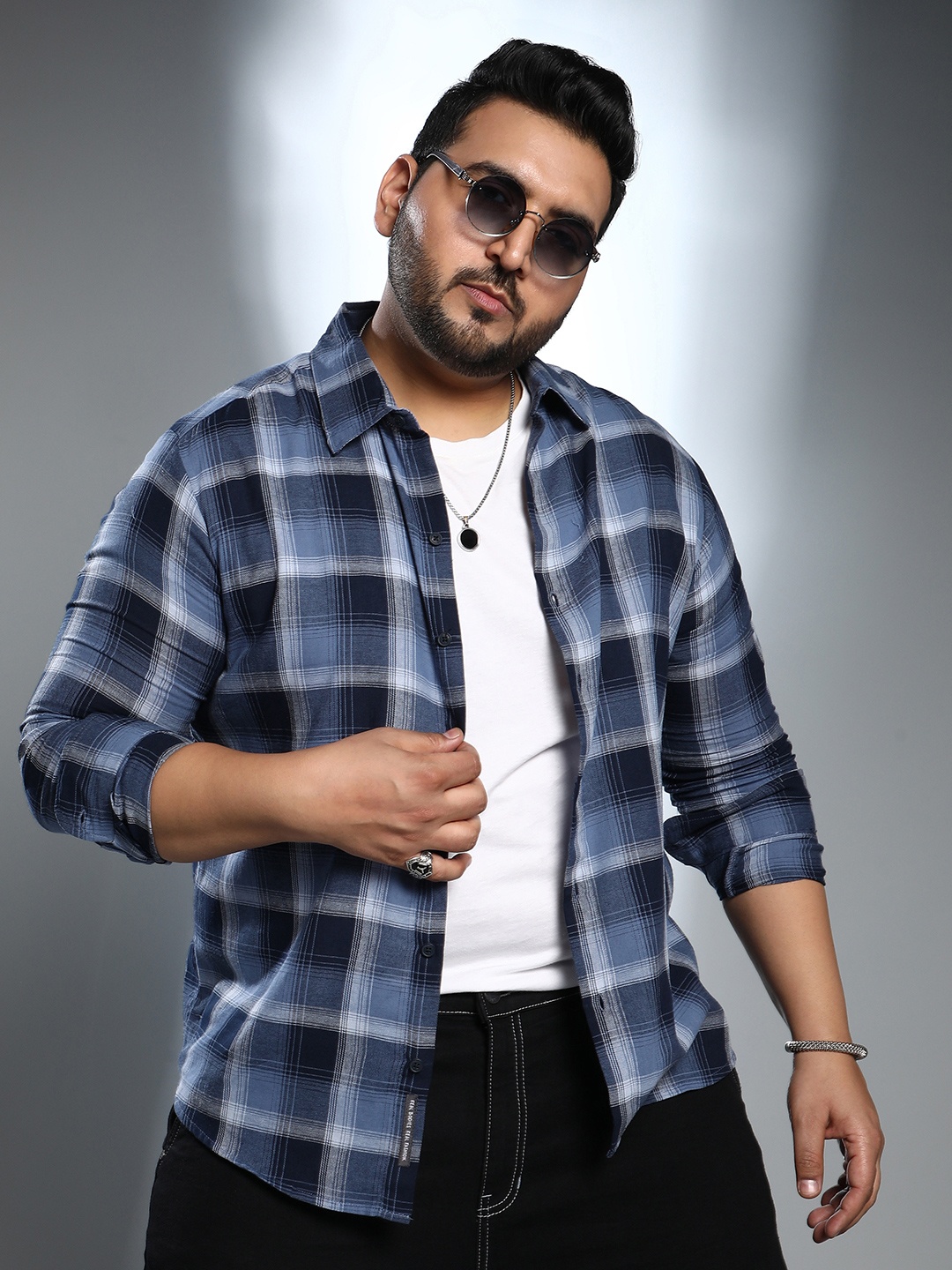 

Instafab Plus Size Men Comfort Checked Cotton Casual Shirt, Navy blue