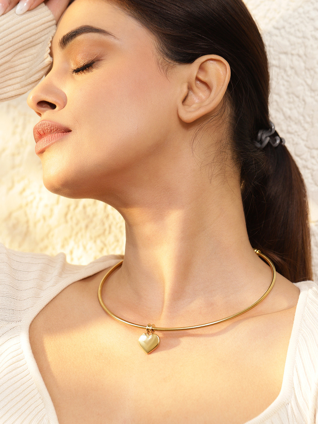 

Rubans Voguish 18K Gold Plated Stainless Steel TarnishFree Demi-Fine Heart Charm Necklace