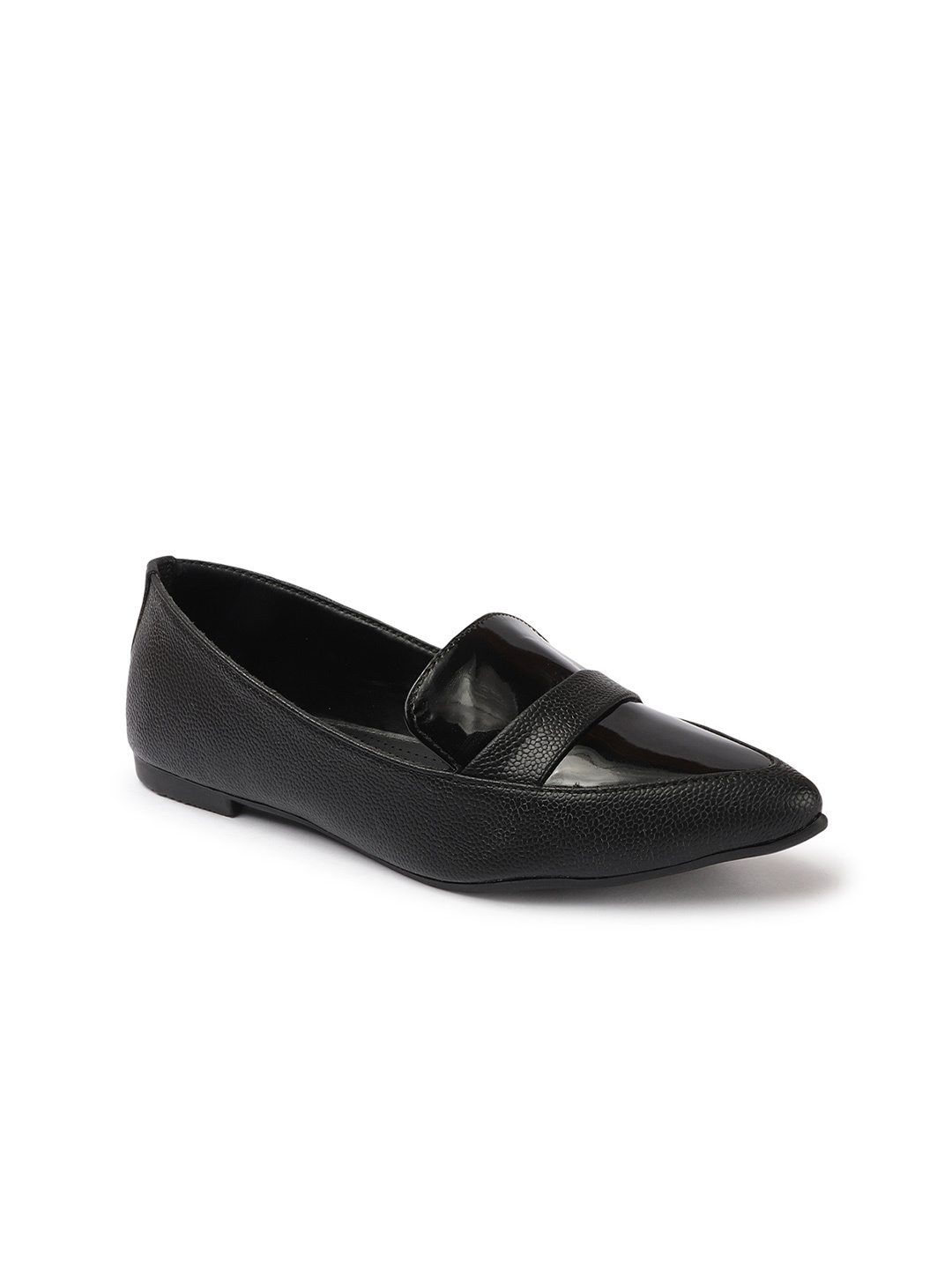 

DressBerry Women Embellished Ballerinas Flats, Black