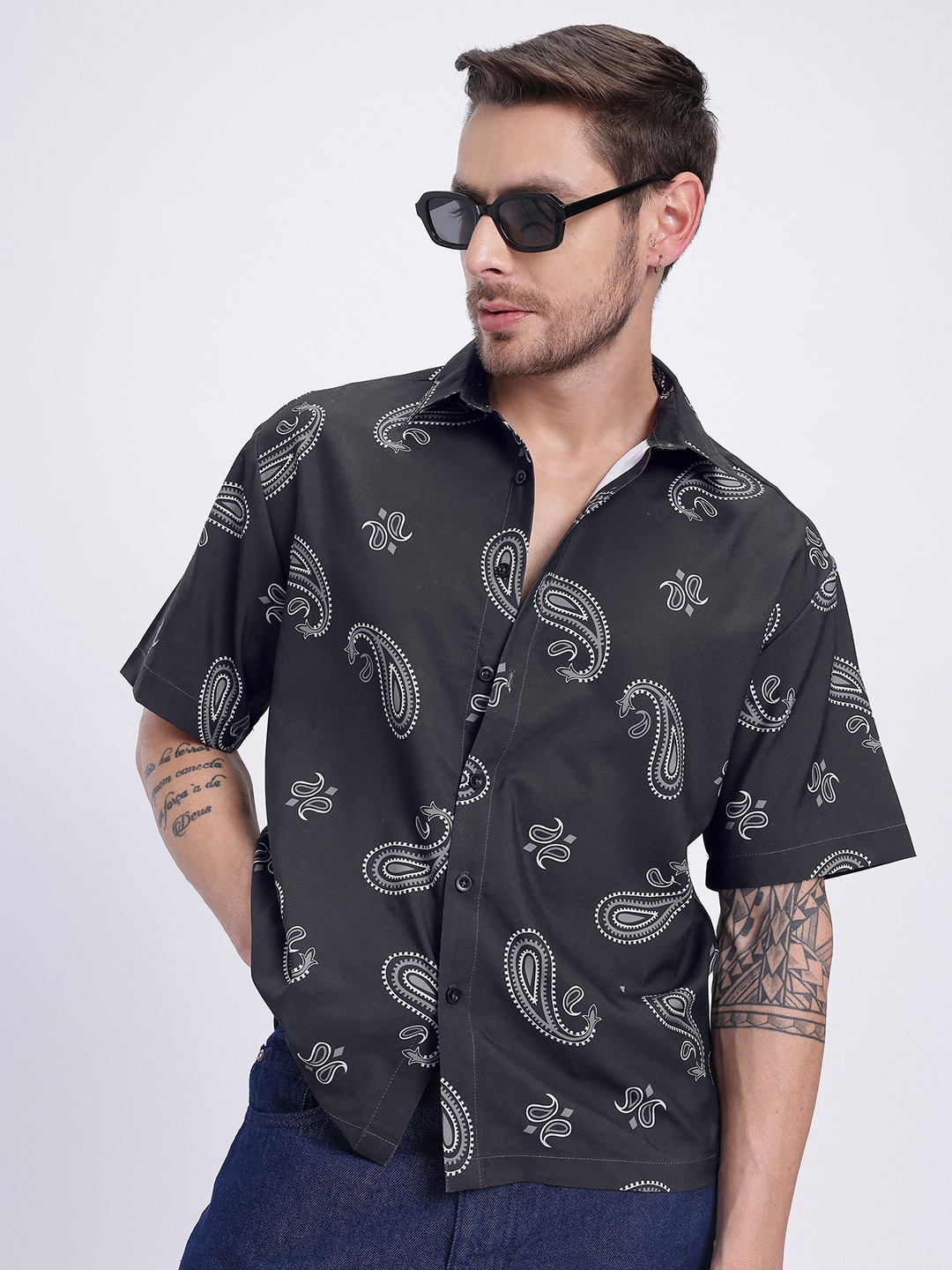 

glitchez Retro Vibe Paisley Print Relaxed Fit Shirt, Grey
