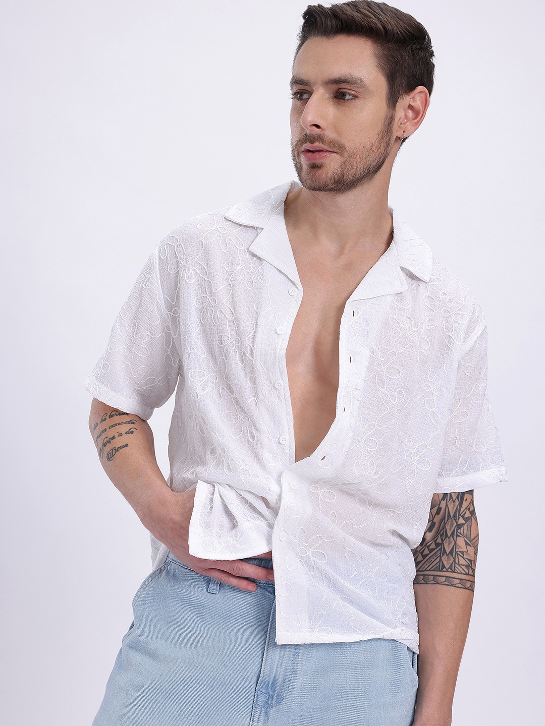 

glitchez Vacation Vibes Embroidered Relaxed Fit Shirt, White