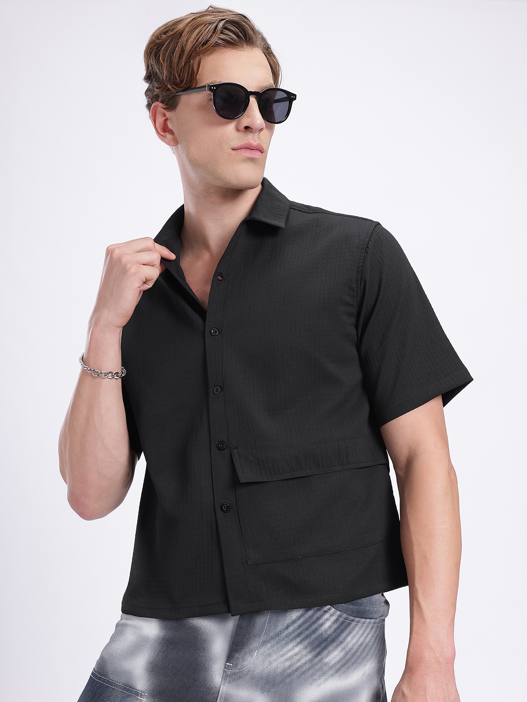 

glitchez Midnight Muse Relaxed Casual Shirt, Black