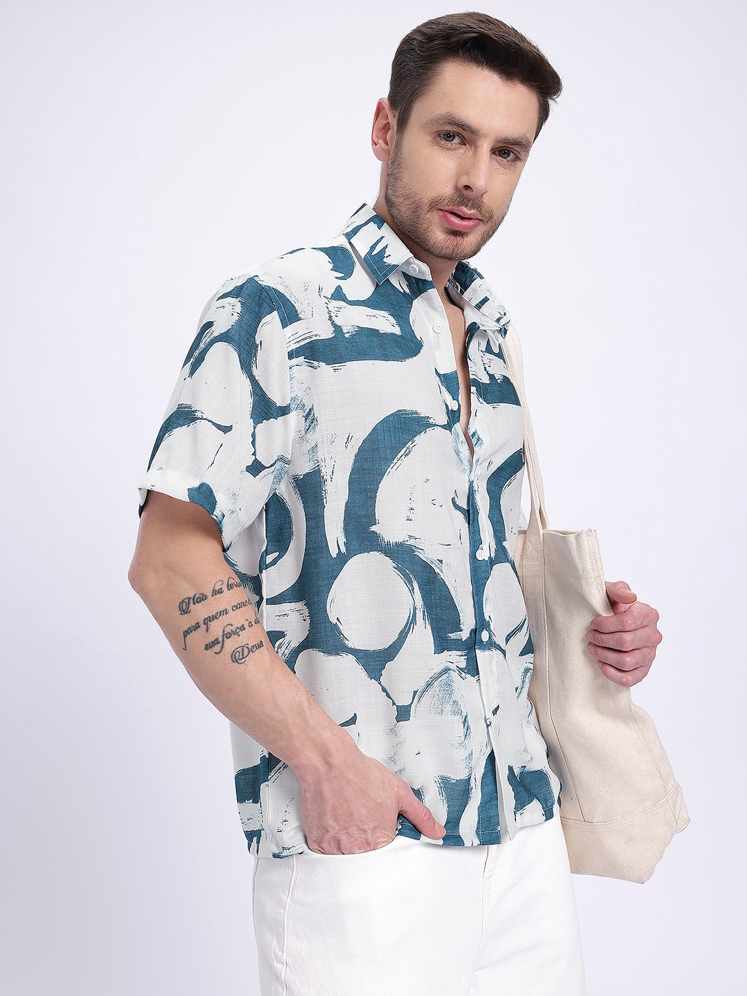 

glitchez Chill & Thrill Printed Relaxed Fit Shirt, White