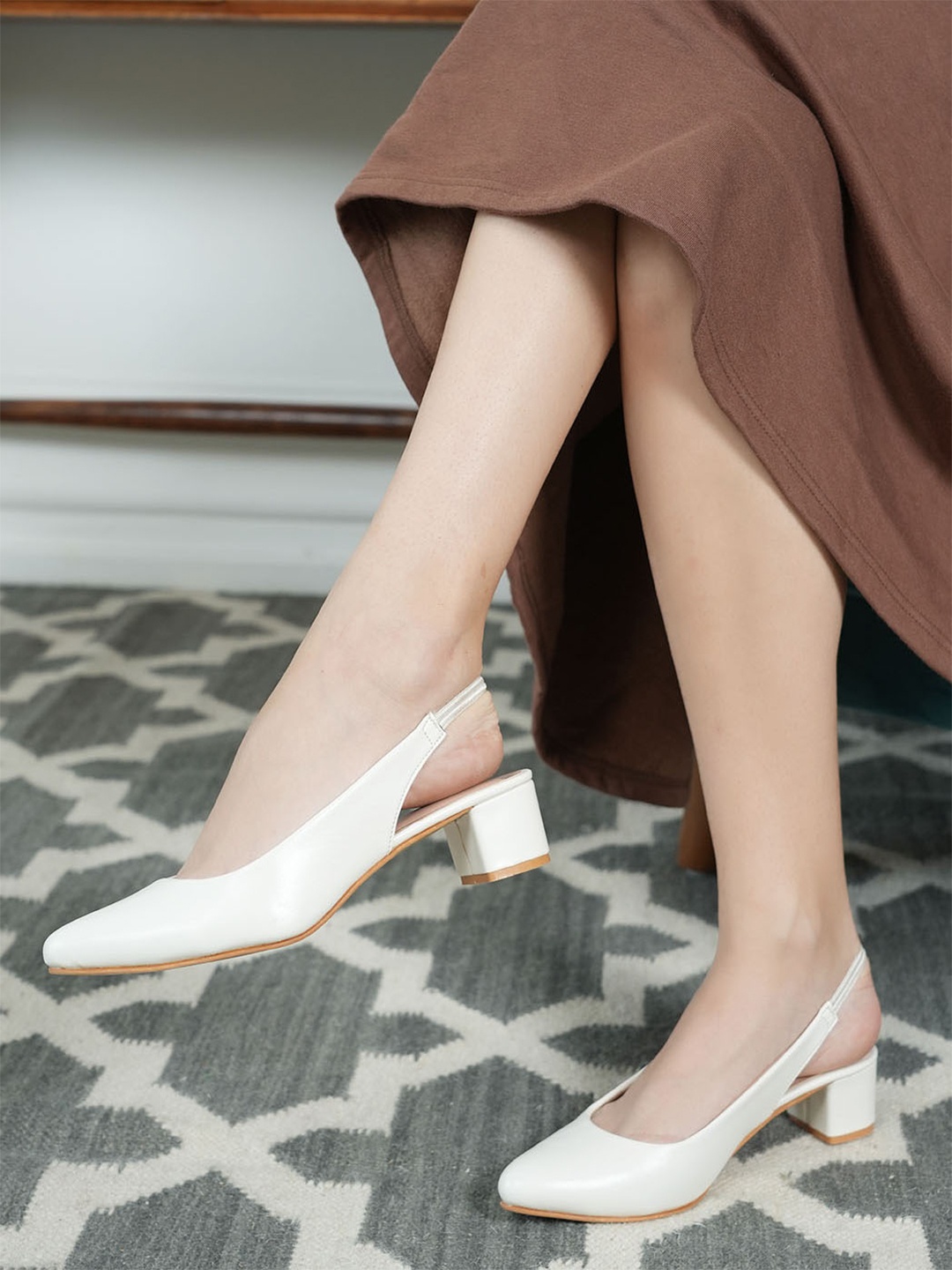 

Mast & Harbour Party Block Pumps, White