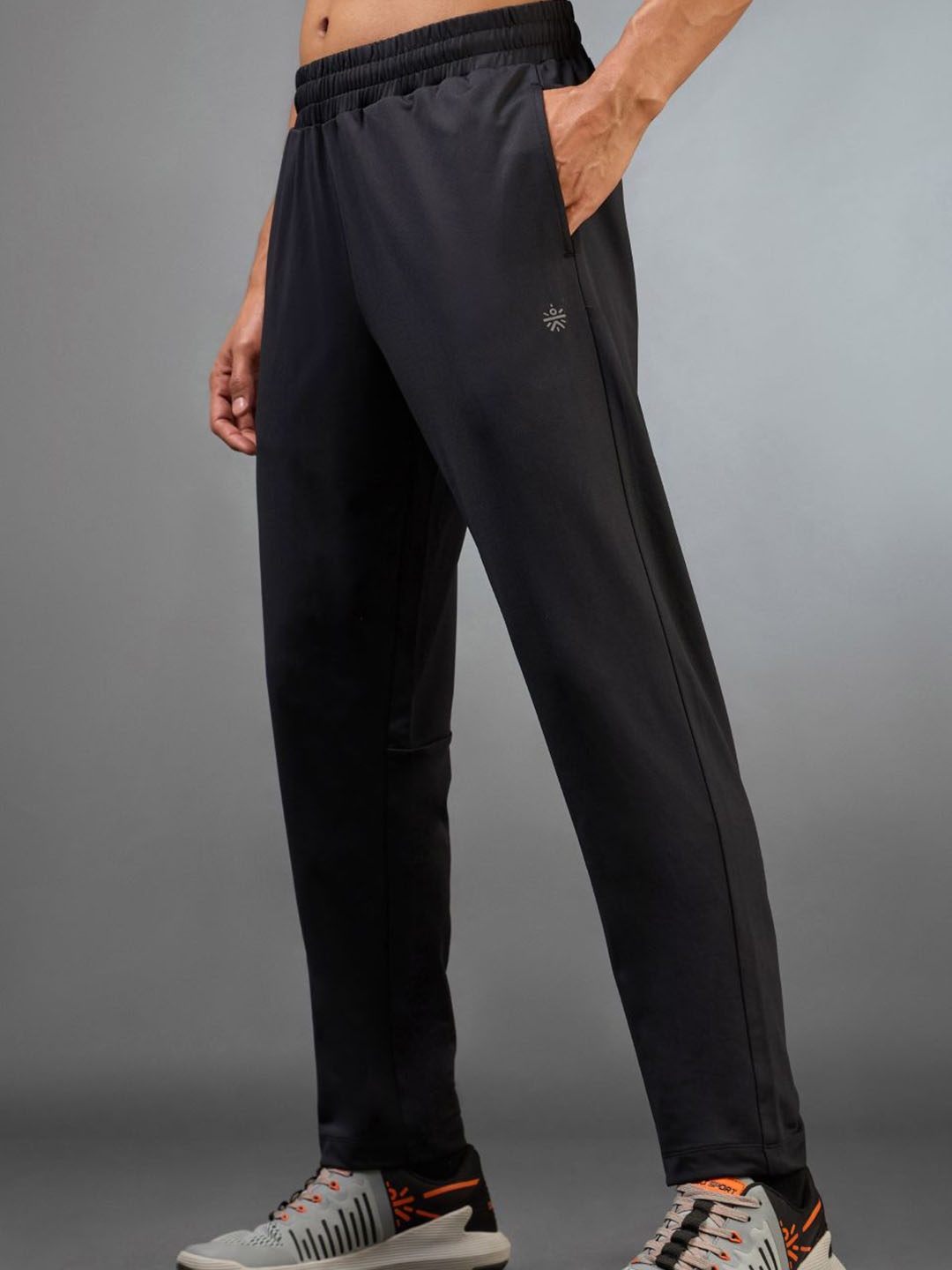

CULT Men's Cardio Best Black Running Trackpants