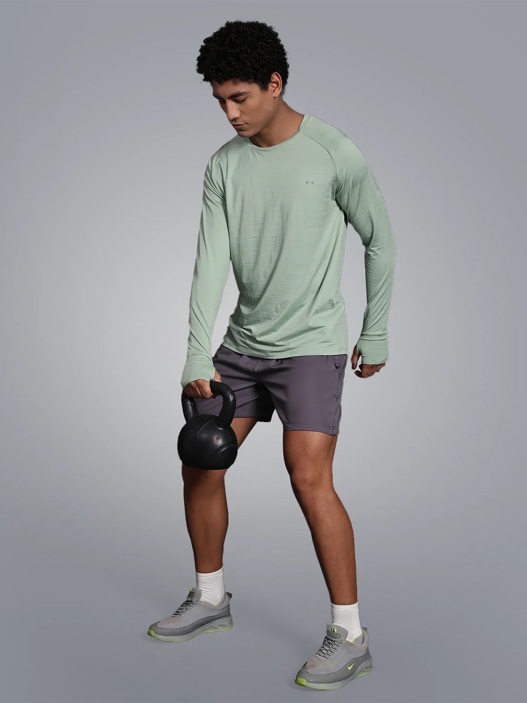 

DIDA Men Dri-FIT Solid Round Neck T-shirt, Green