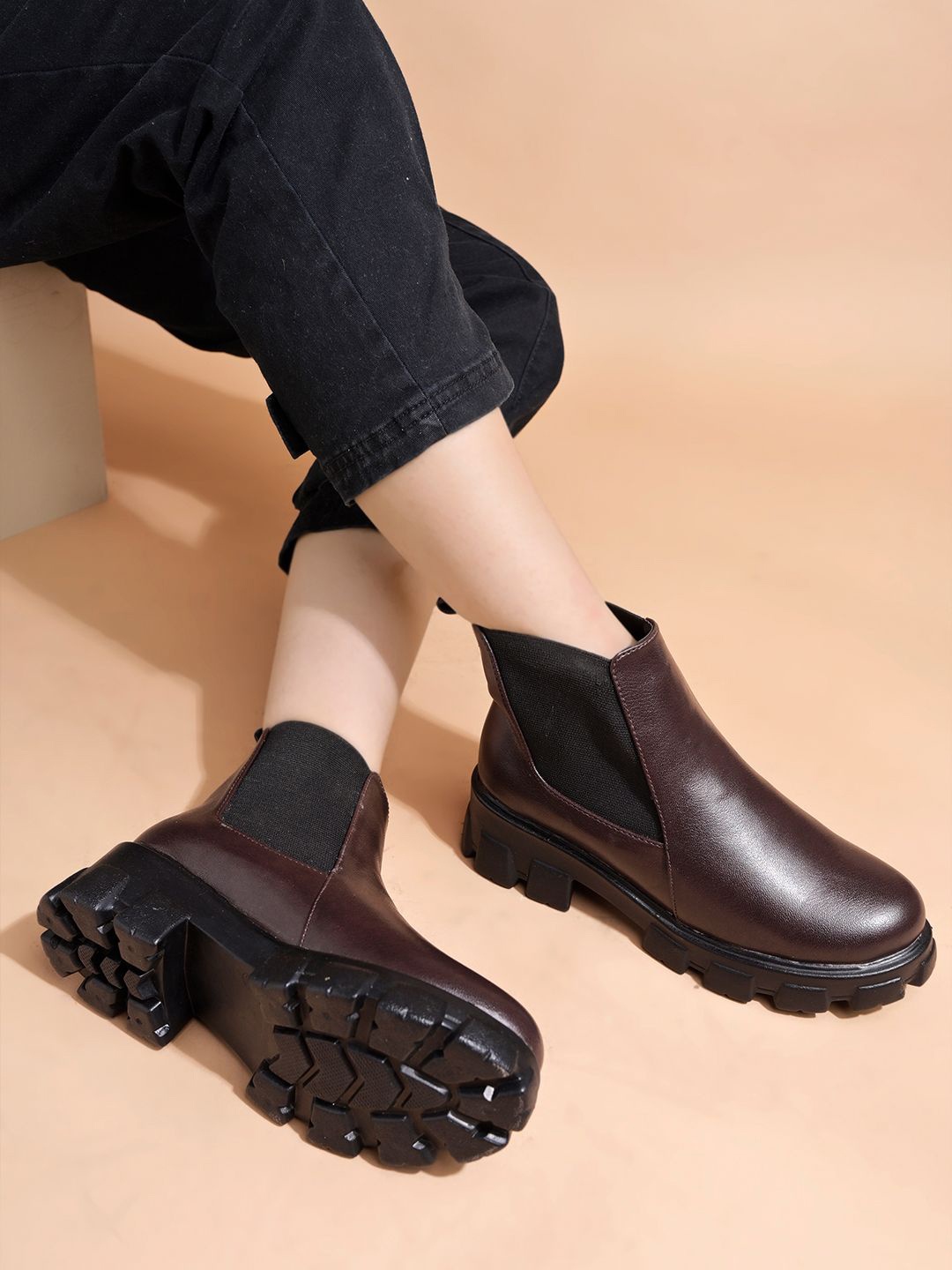 

Stylestry Women Casual Block-Heeled Slip On Chelsea Boots, Brown