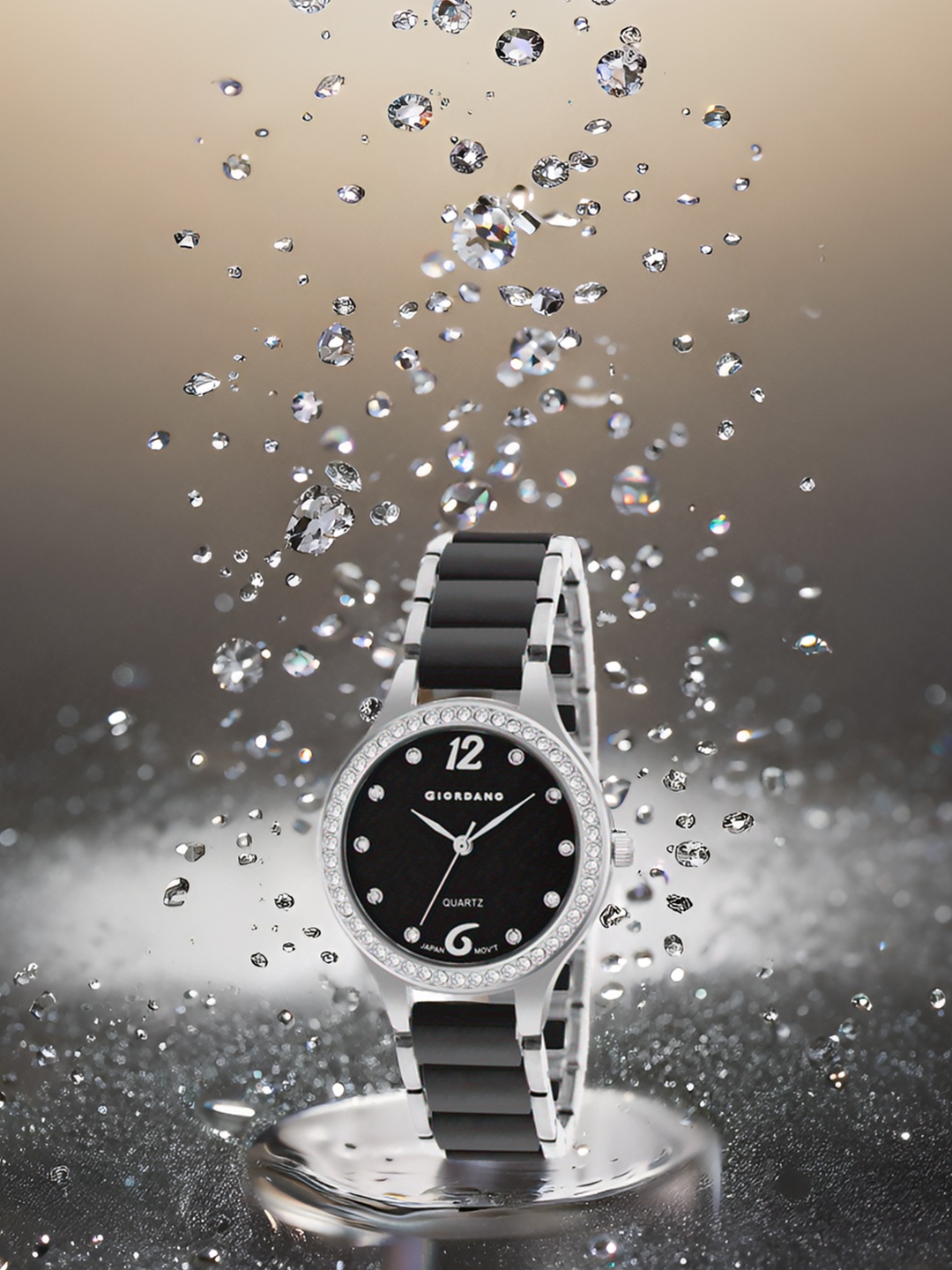 

GIORDANO Women Embellished Dial & Bracelet Style Straps Analogue Watch GZ-60065-22, Black