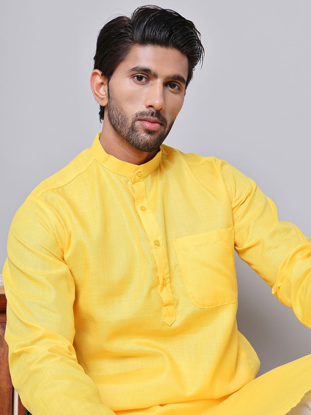 

Jompers Band Collar Long Sleeves Regular Straight Kurta, Yellow