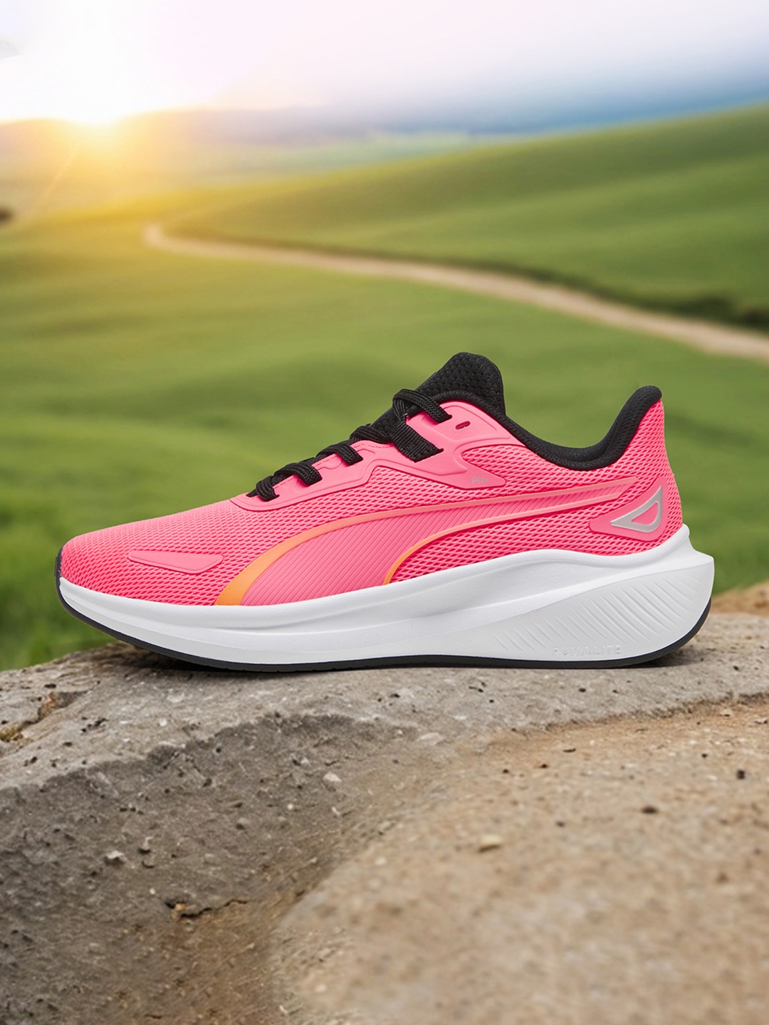 

Puma Skyrocket Lite Unisex Lace-Ups Running Shoes, Pink
