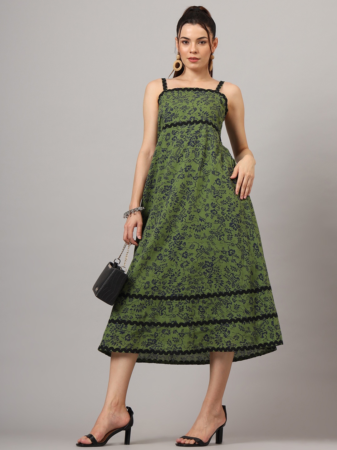 

CHARMGAL Floral Printed Square Neck Sleeveless A-Line Midi Dress, Green