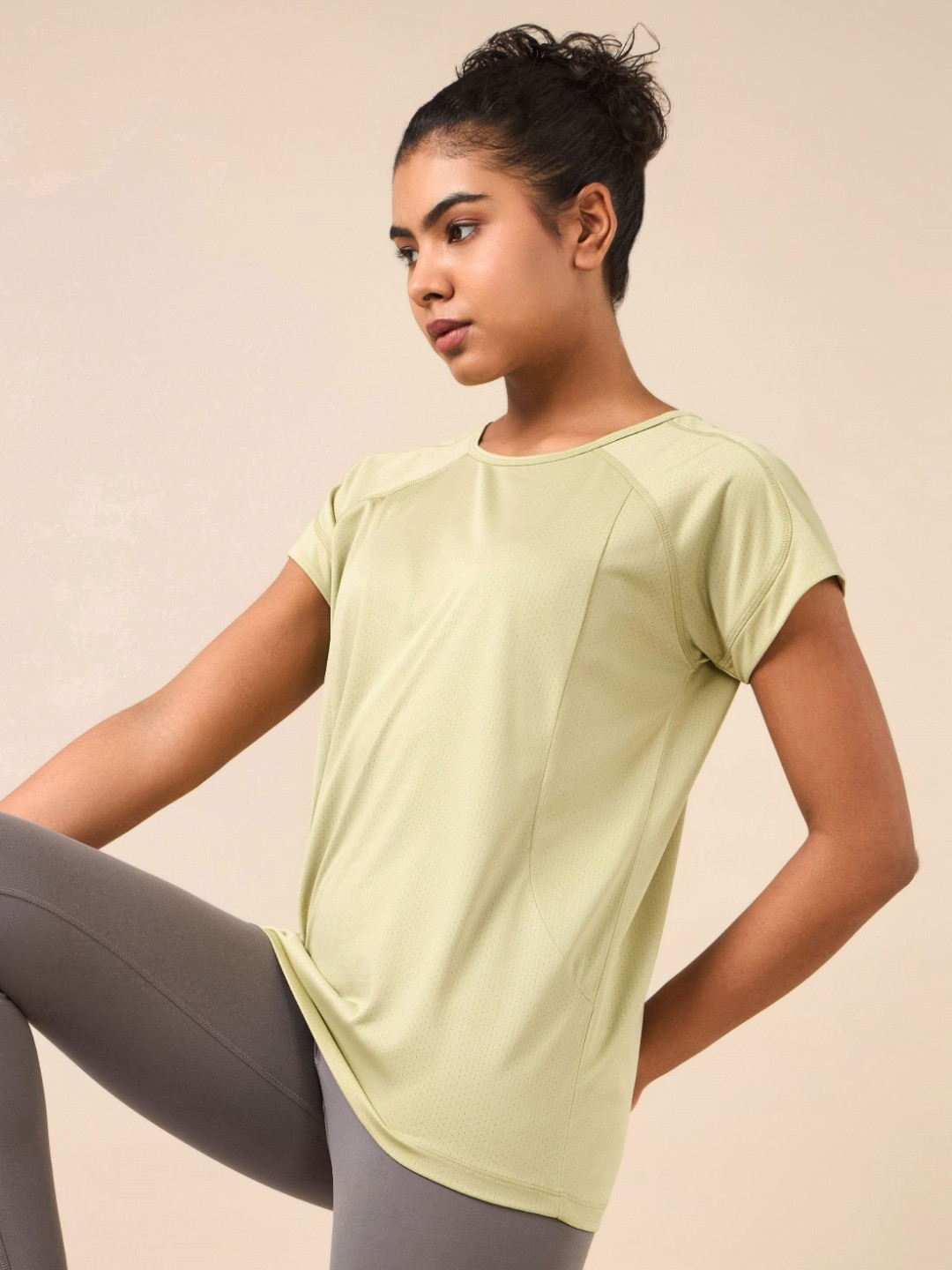 

CULT Women Moisture Wicking Self Design Round Neck T-shirt, Green