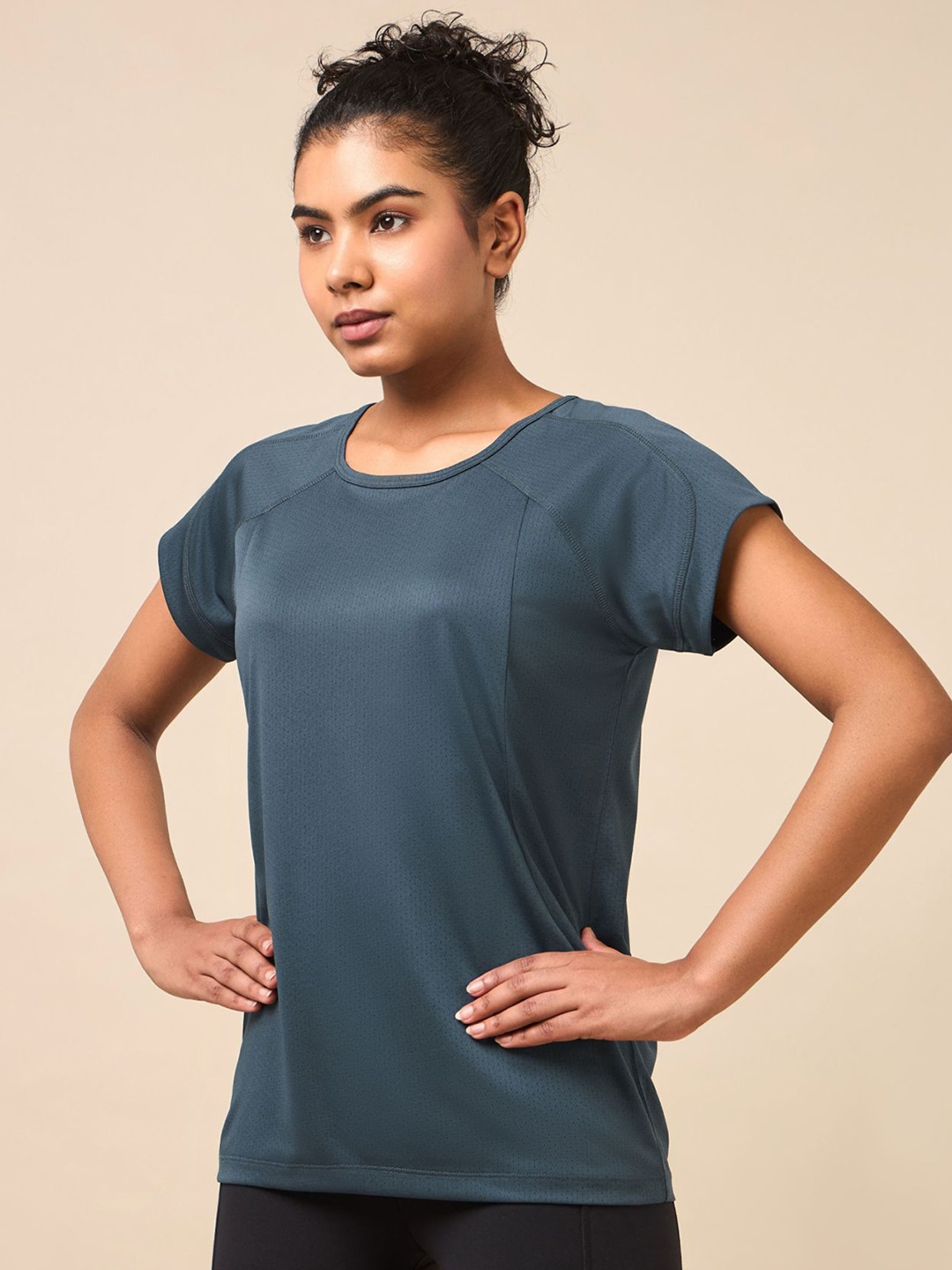 

CULT Women Moisture Wicking Solid Round Neck T-shirt, Teal