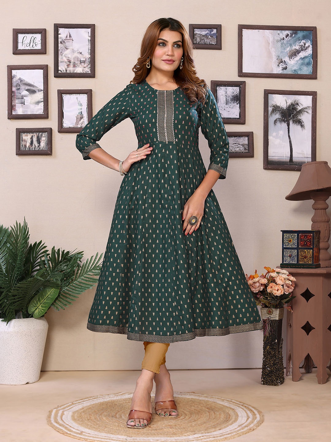 Rangita Ethnic Motifs Printed Round Neck Regular Mirror Work Anarkali Kurta, Green