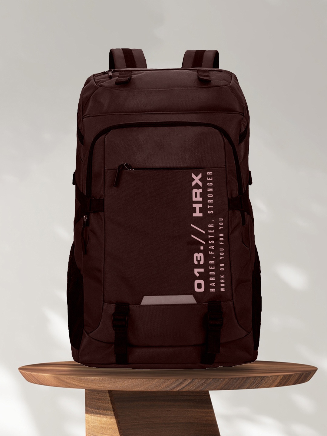 

HRX by Hrithik Roshan Unisex Padded Mesh Backpack, Burgundy