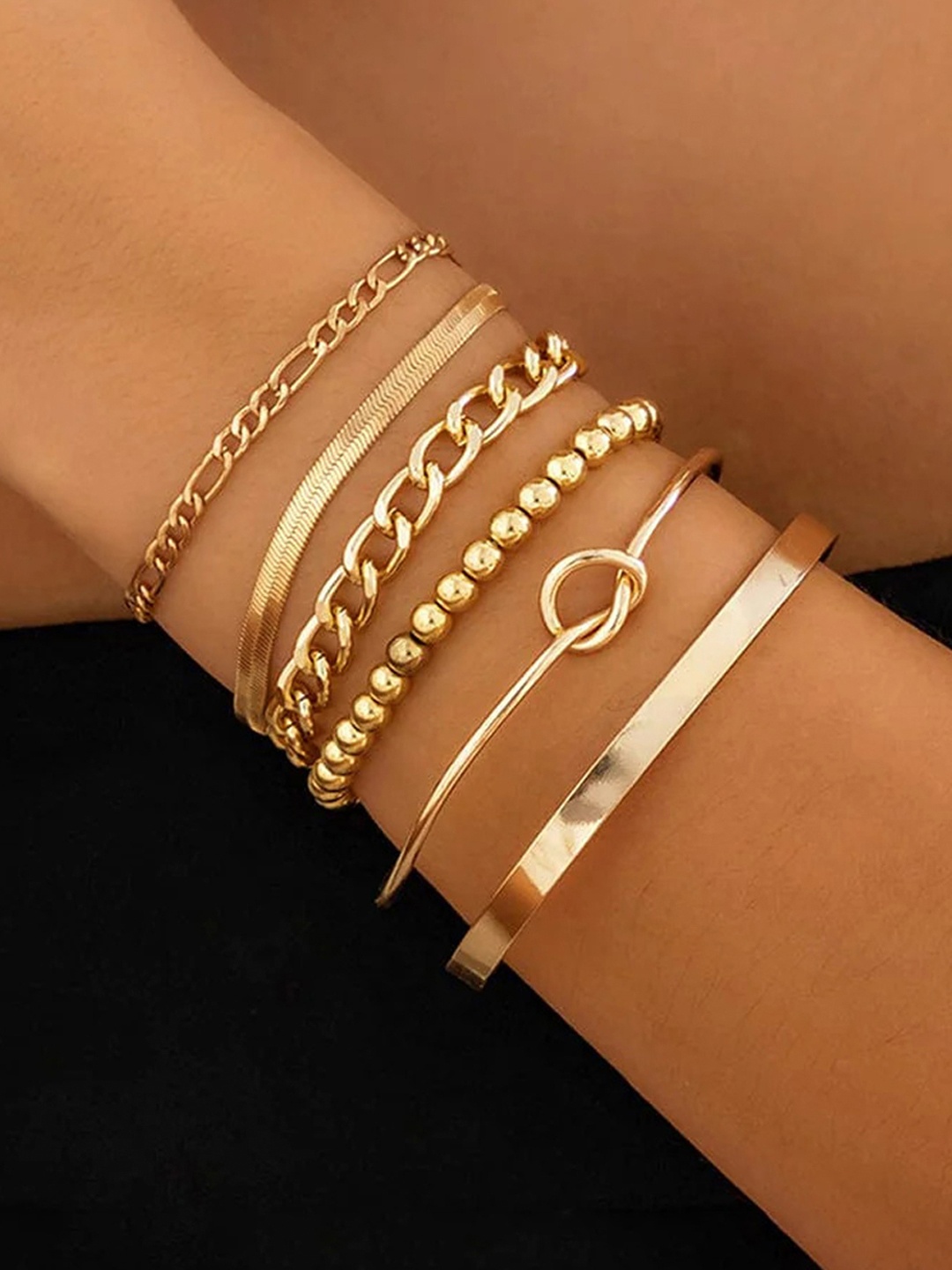 

Jewels Galaxy Set Of 6 Gold-Plated Charm Bracelet
