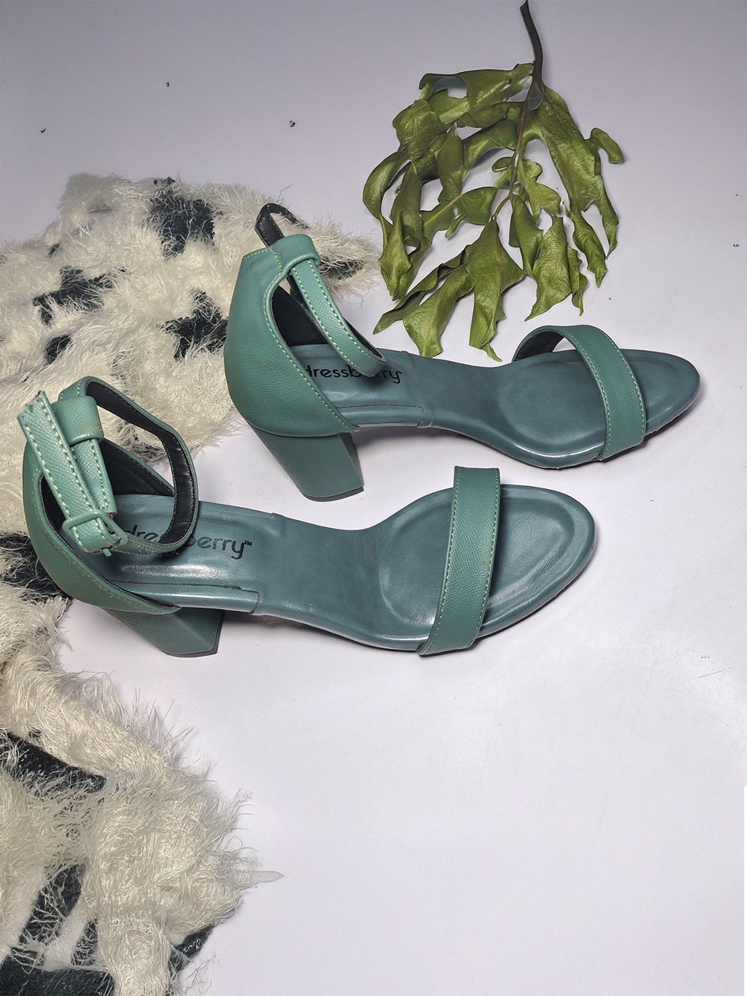 

DressBerry Women Textured Block Sandals, Olive