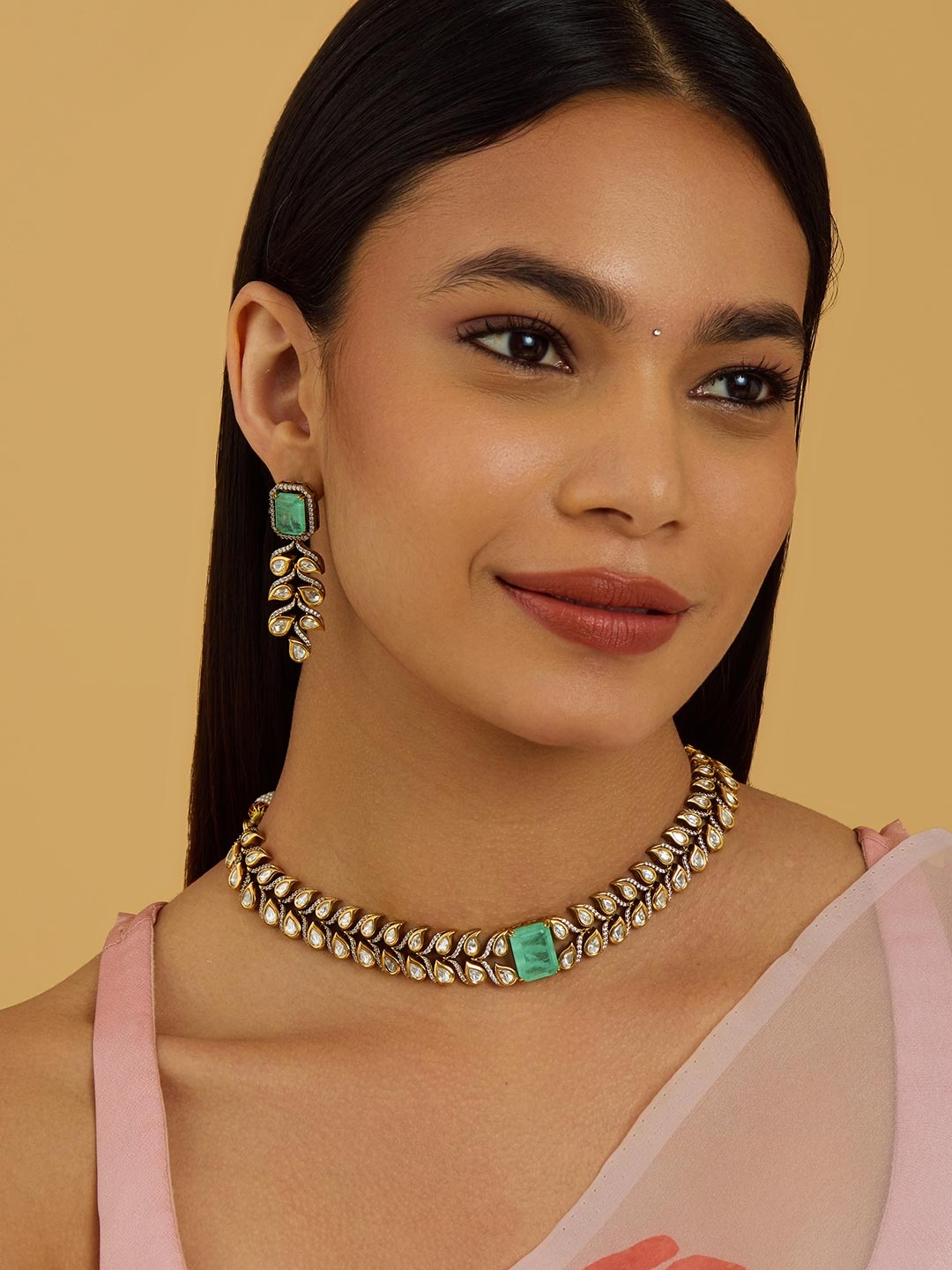 

Kushal's Fashion Jewellery Gold-Plated Kundan-Studded Jewellery Set