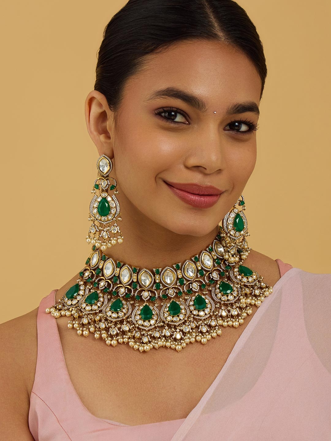 

Kushal's Fashion Jewellery Kundan-Studded Jewellery Set, Gold