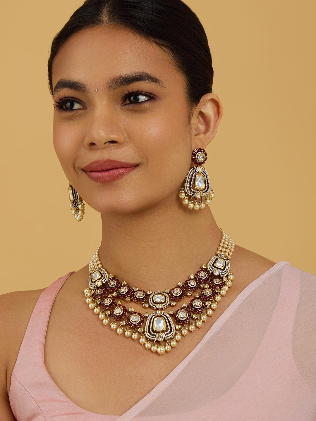 

Kushal's Fashion Jewellery Gold-Plated Kundan-Studded & Beaded Jewellery Set