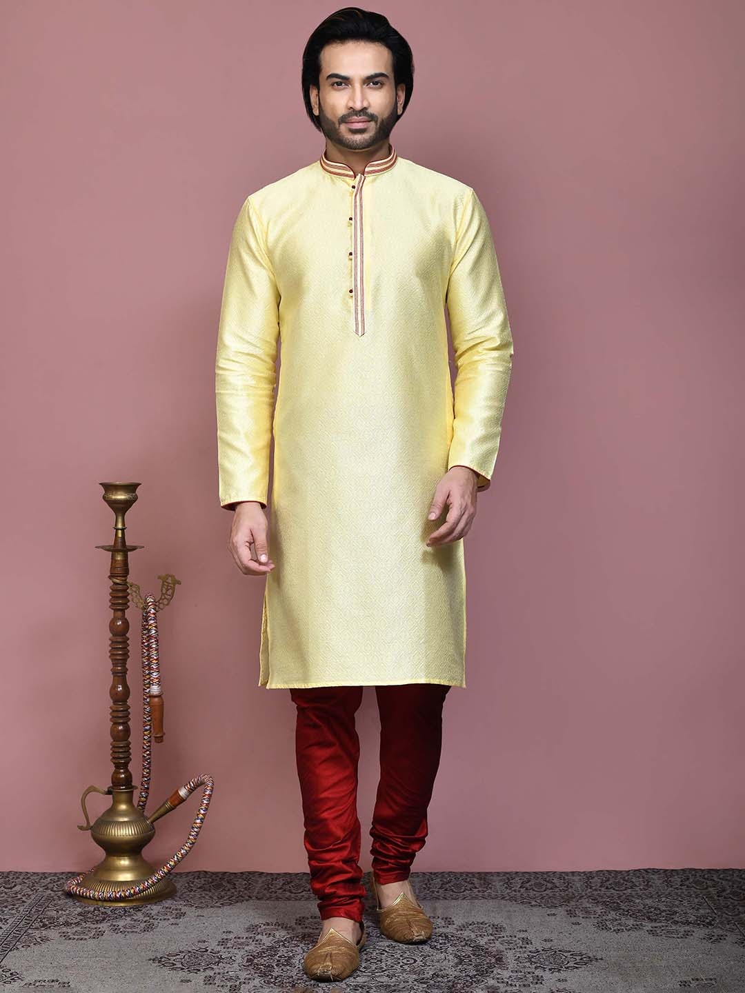 

RANAK Geometric Woven Design Mandarin Collar Long Sleeves Regular Straight Kurta, Yellow