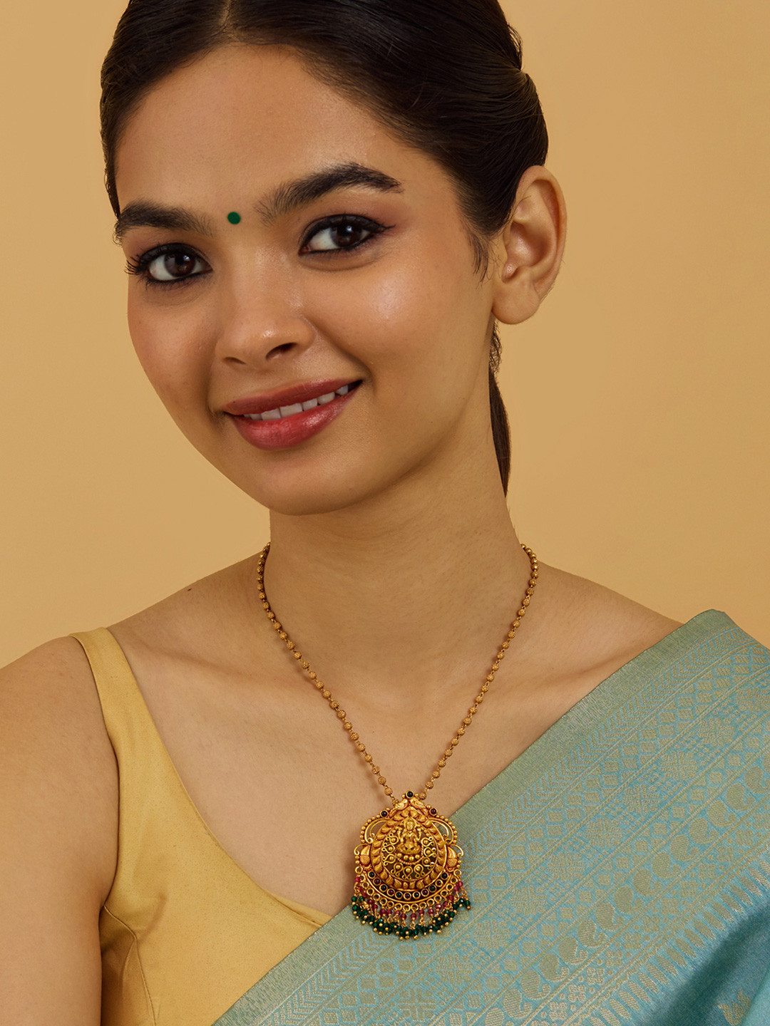 

Kushal's Fashion Jewellery 92.5 Pure Silver Gold-Plated Spherical Pendants