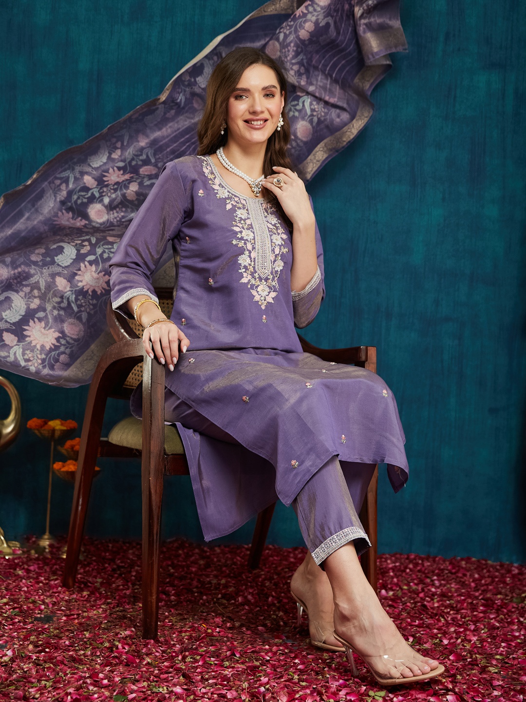

KAVINDI Round Neck Floral Embroidered Thread Work Pure Silk Kurta with Trouser & Dupatta, Purple