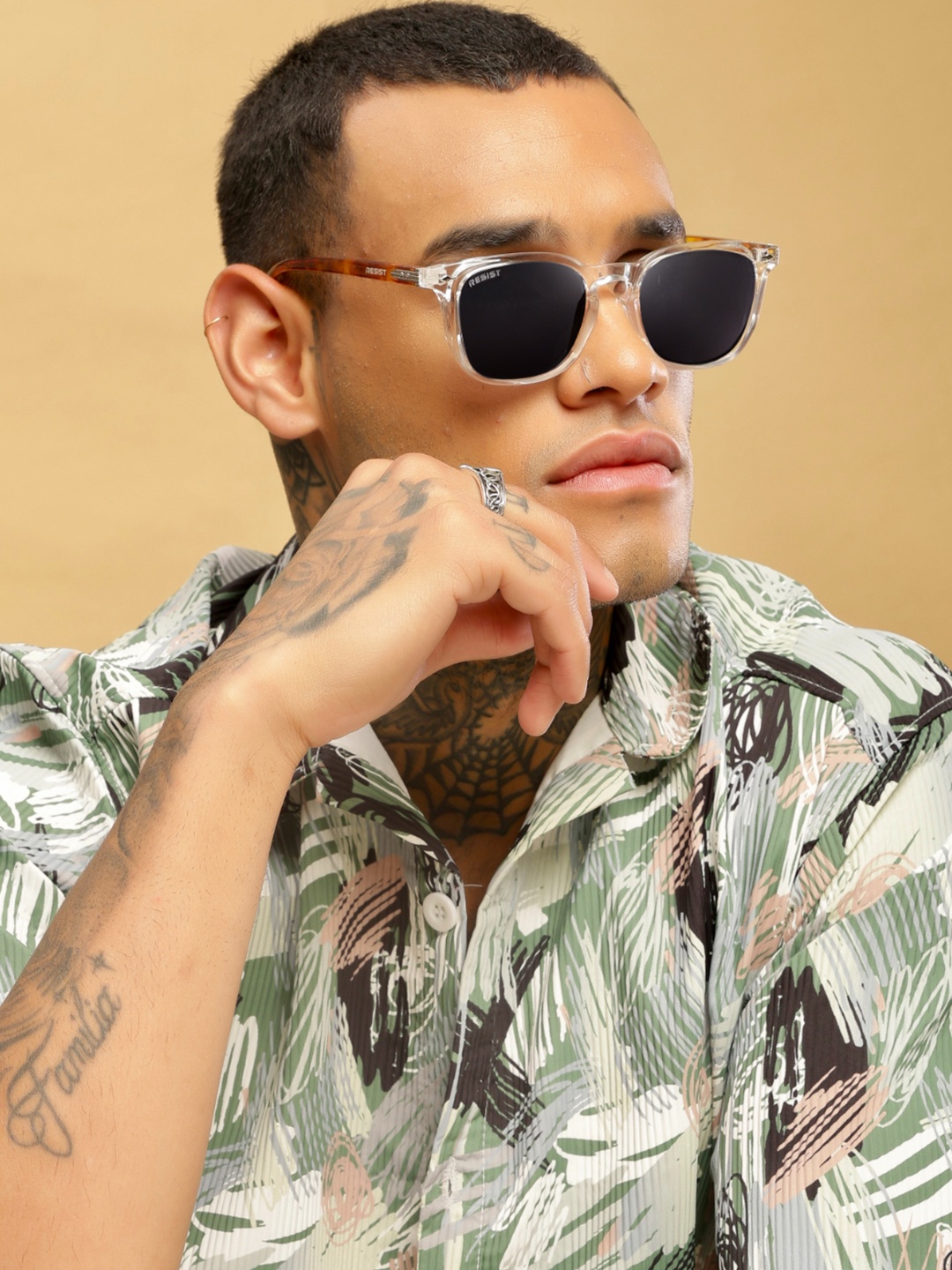 

RESIST EYEWEAR Unisex Wayfarer Sunglasses with UV Protected Lens ZYAN WHITE TIGER BLACK