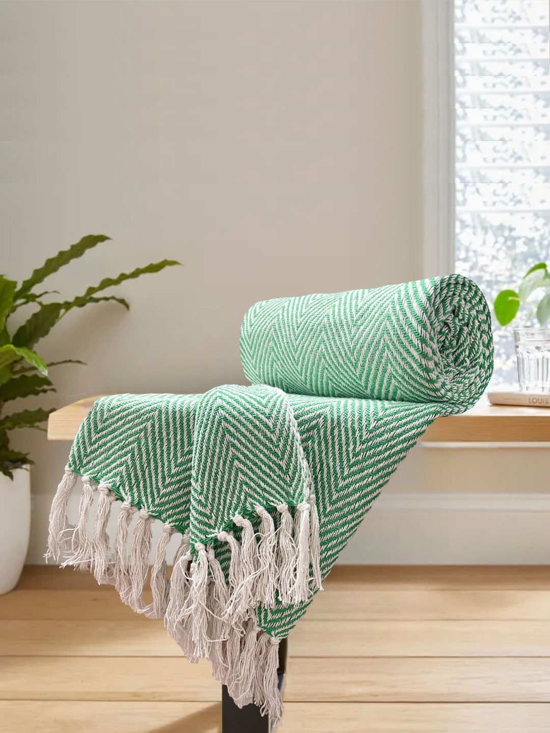 

SAJAVAT Green Zig-Zag Knitted Pure Cotton Sofa Throw Blanket