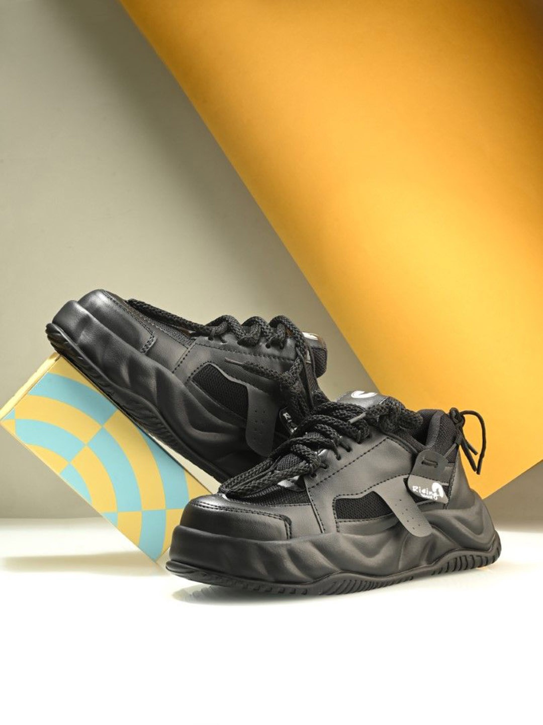 

Rising Wolf Men Lace - Ups Sneakers, Black
