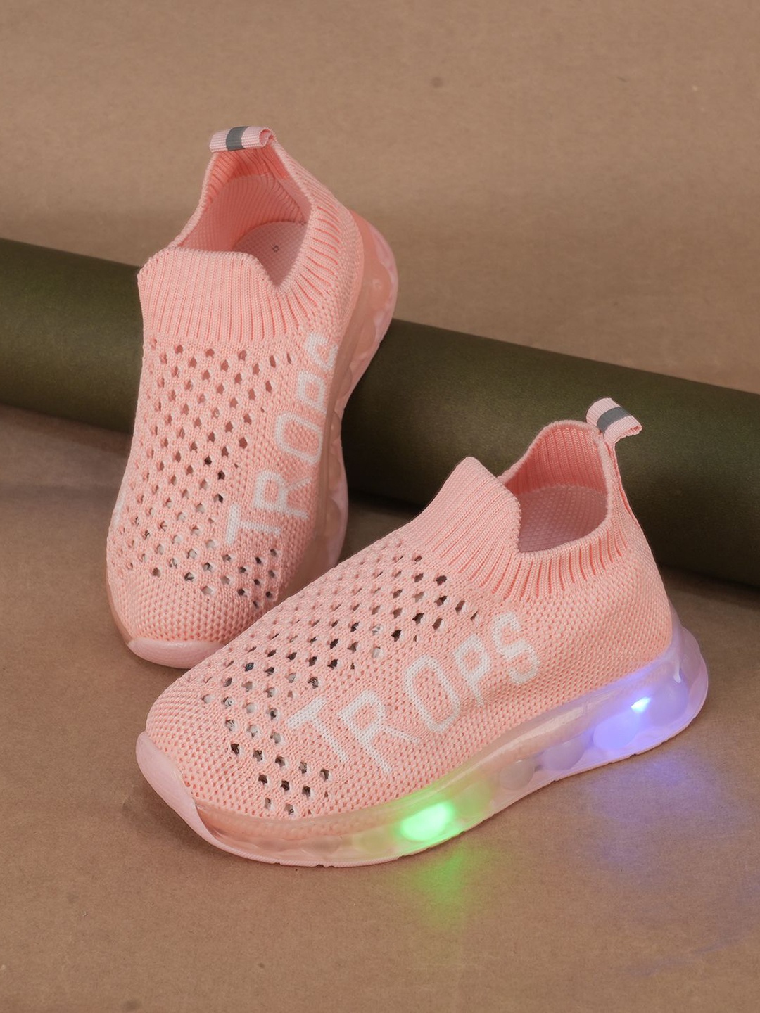 

FEETWELL SHOES Kids Round Toe Slip-On Sneakers, Pink