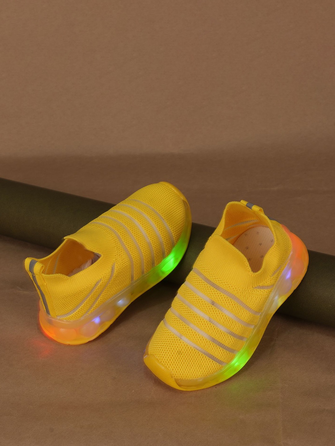 

FEETWELL SHOES Unisex Kids LED Slip On Sneakers, Yellow
