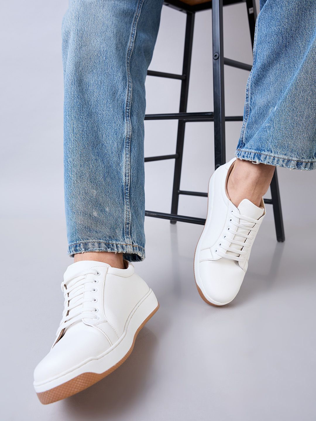 

Regal Men Lace - Ups Sneakers, White