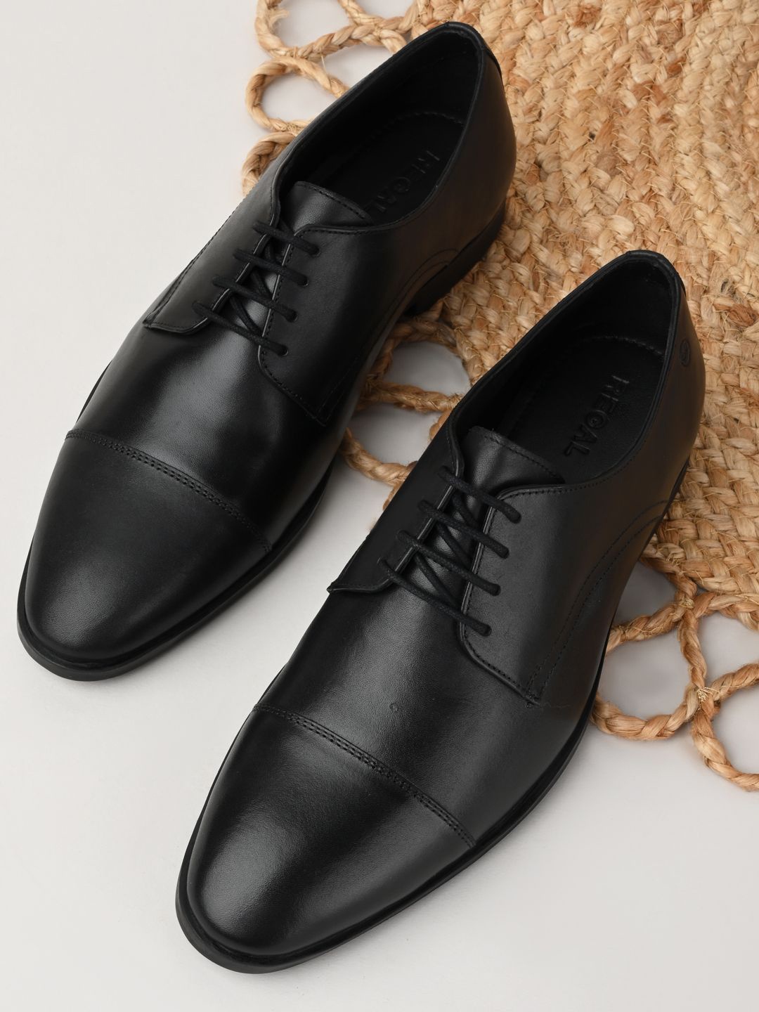 

Regal Men Genuine Leather Lace - Ups Formal Oxfords, Black