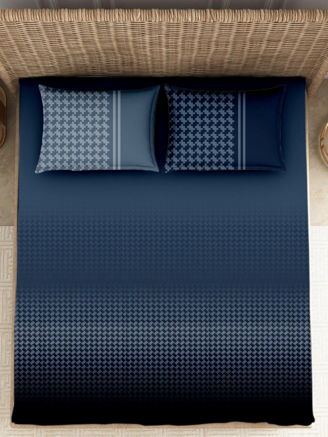 

VINTANA Navy Blue Geometric 250 TC Cotton King Bedsheet with 2 Pillow Covers