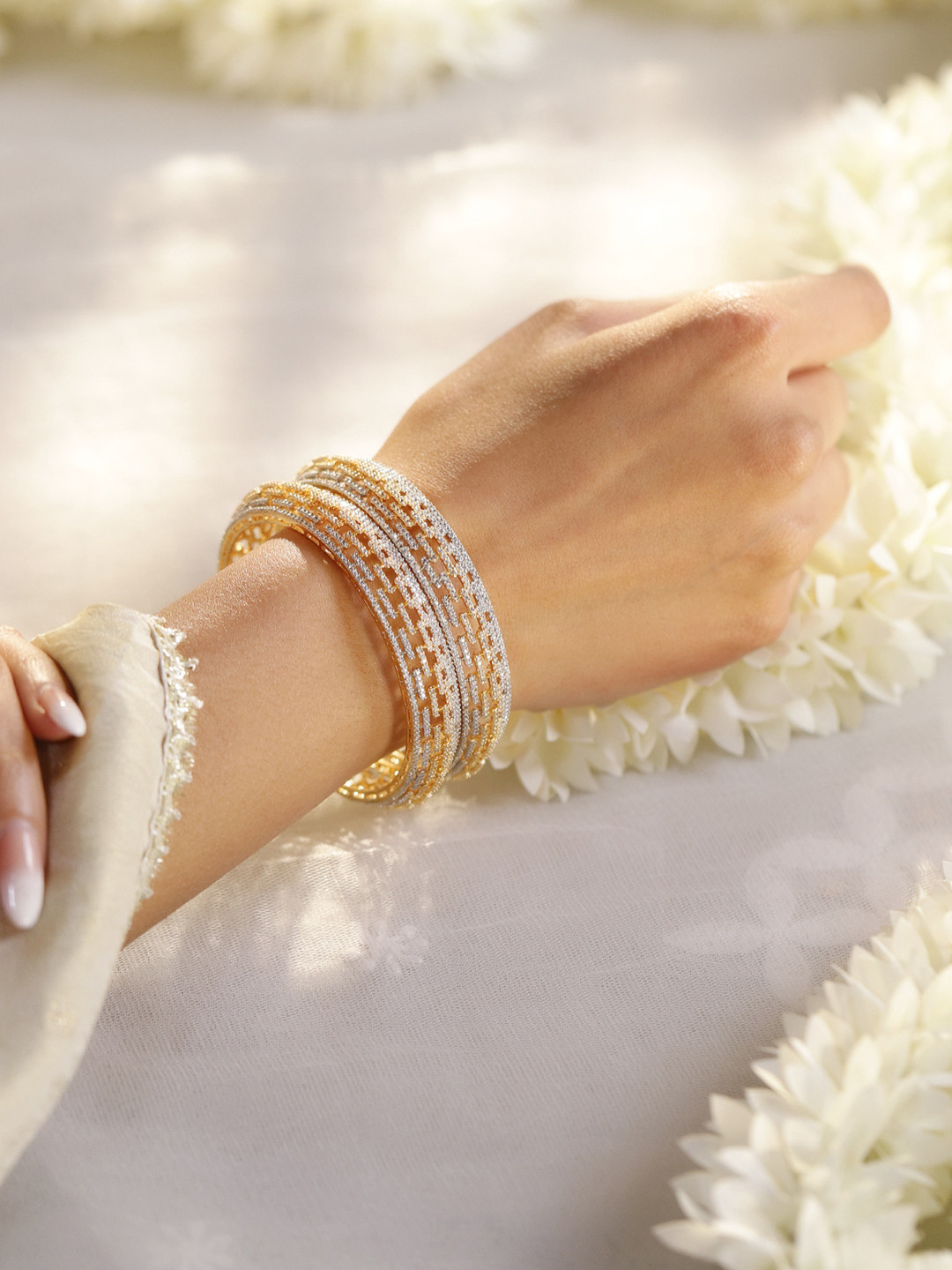 

Rubans Set of 2, Dual-Tone Gold & Silver-Plated Cubic Zirconia Studded Bangles