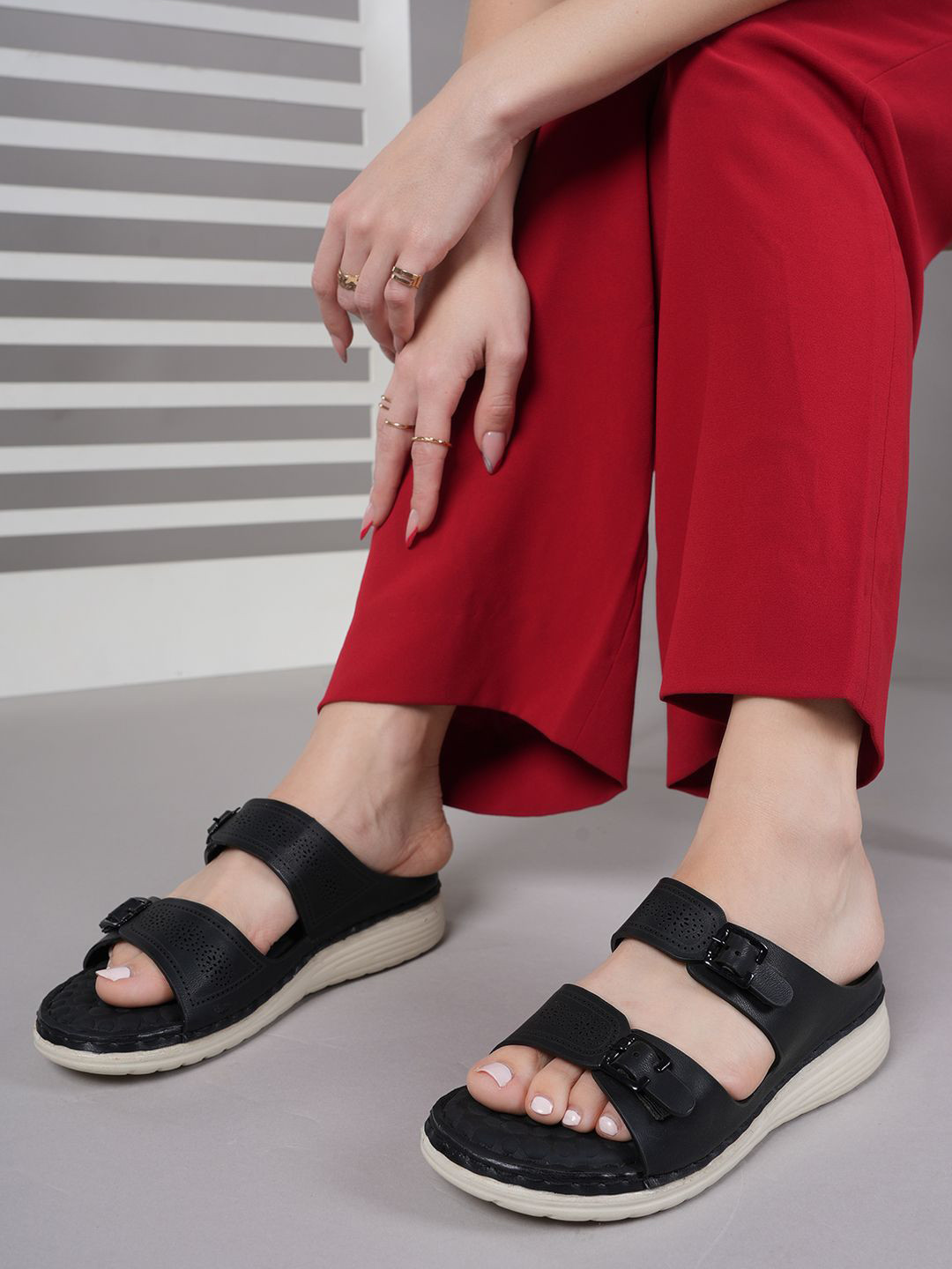 

Mast & Harbour Women Textured Open Toe Flats with Buckles, Black