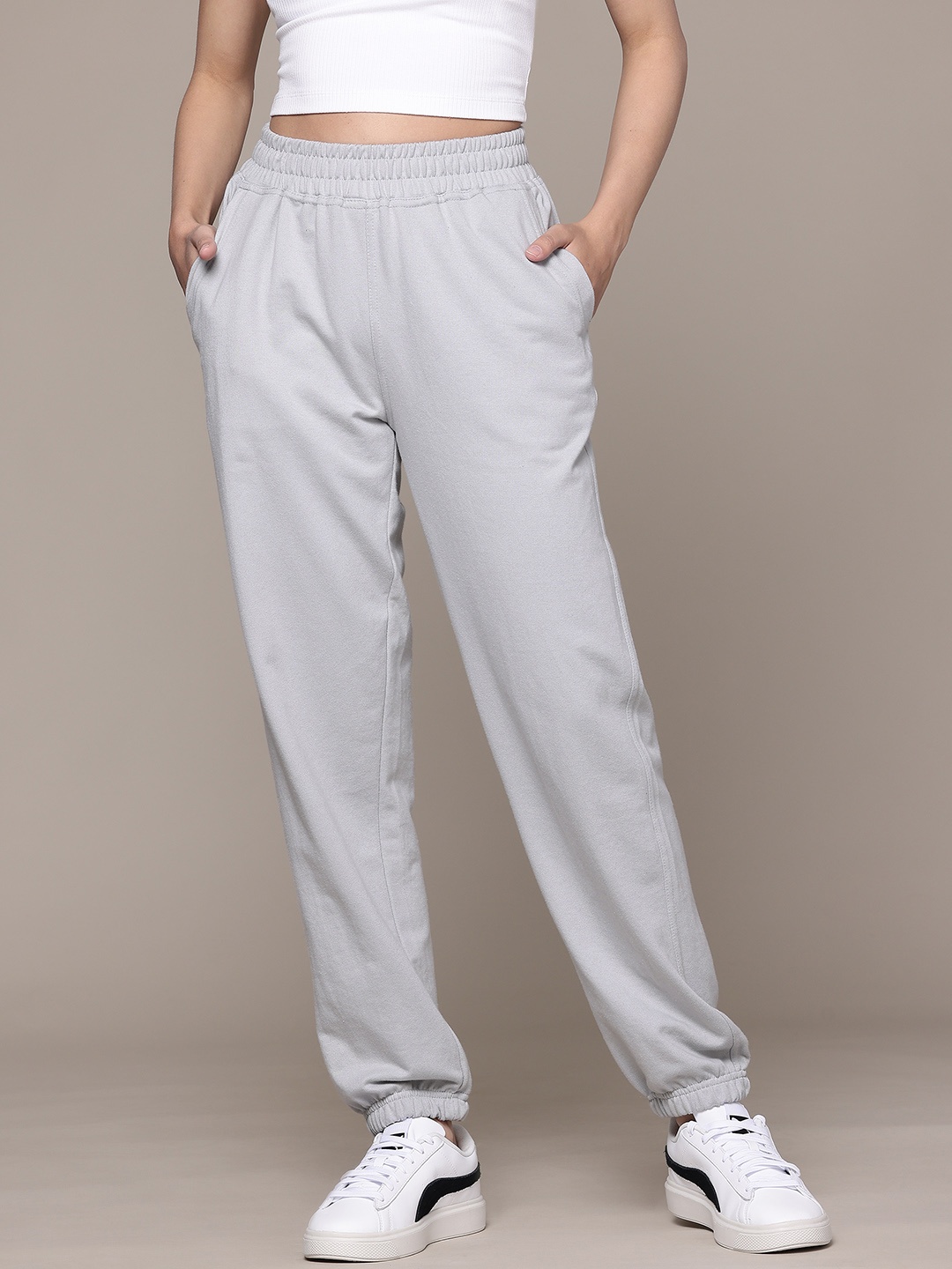 

The Roadster Lifestyle Co. Women Terry Joggers, Grey