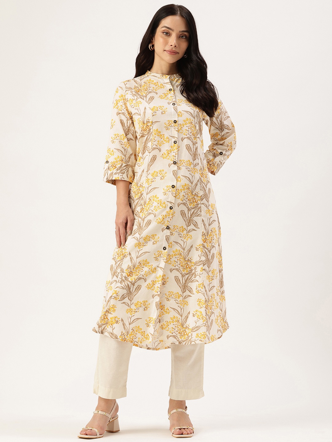 

AMUKTI Floral Printed Floral Pure Cotton A Line Kurta, Beige