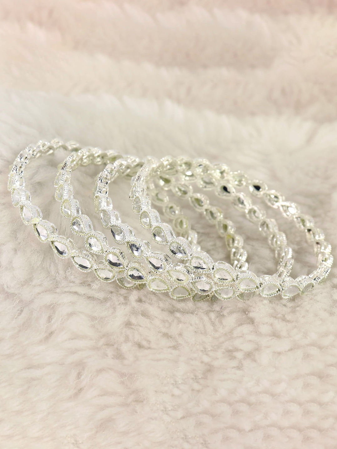 

ZULKA Set Of 4 Silver-Plated Kundan Studded Bangles